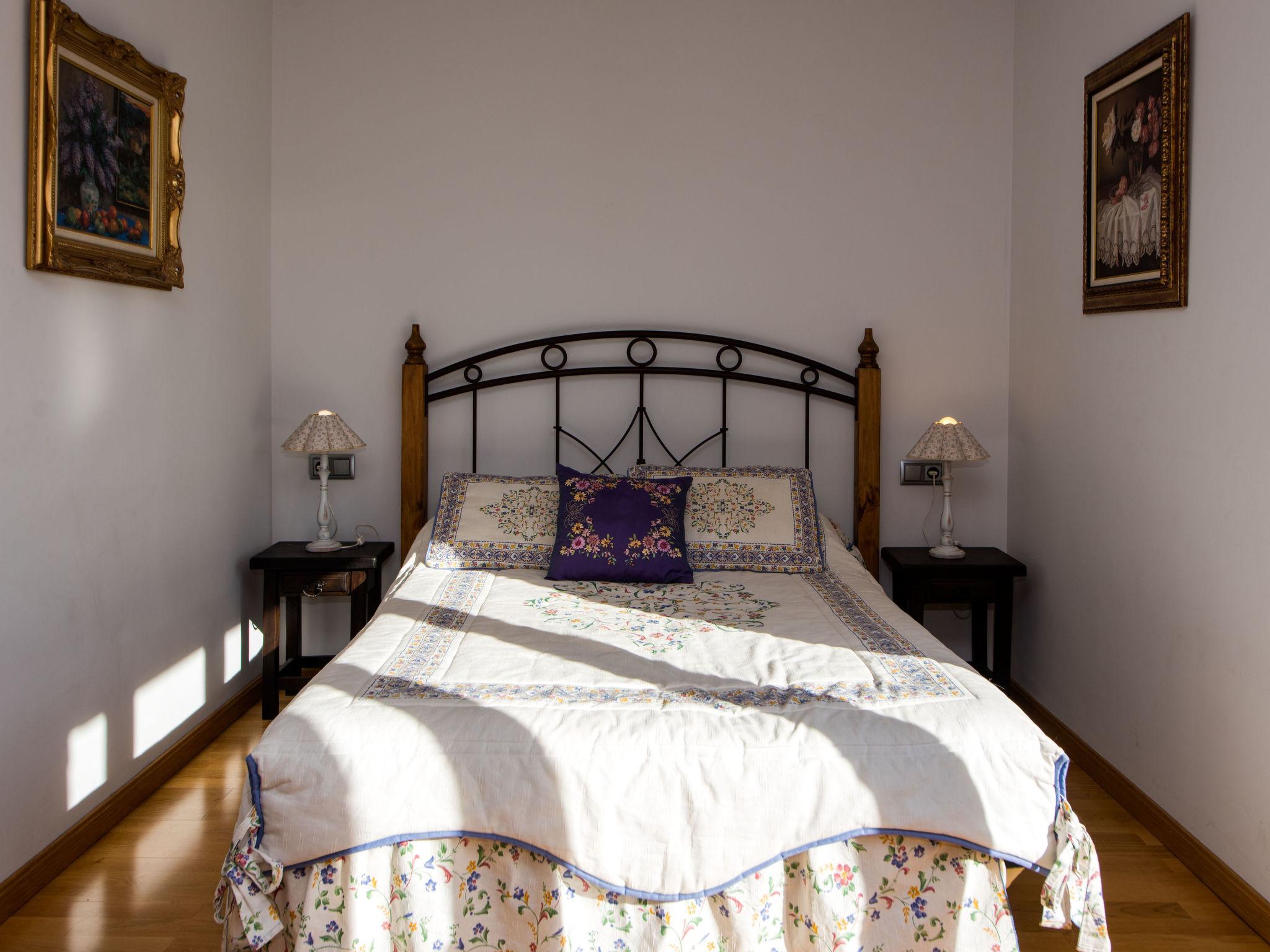 Photo 16 - 6 bedroom House in La Seu d'Urgell with private pool and garden