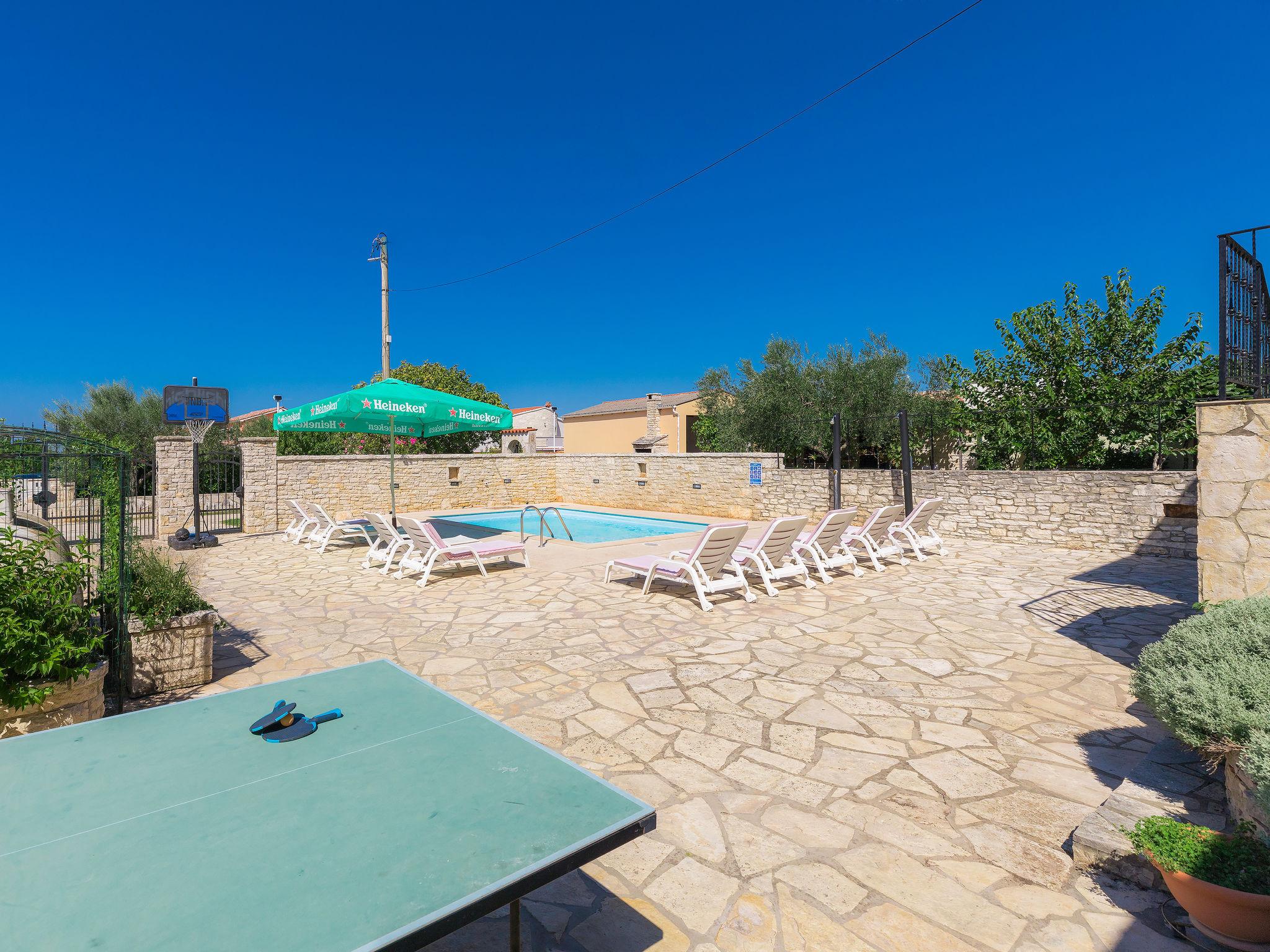 Foto 17 - Casa de 8 habitaciones en Vodnjan con piscina privada y vistas al mar