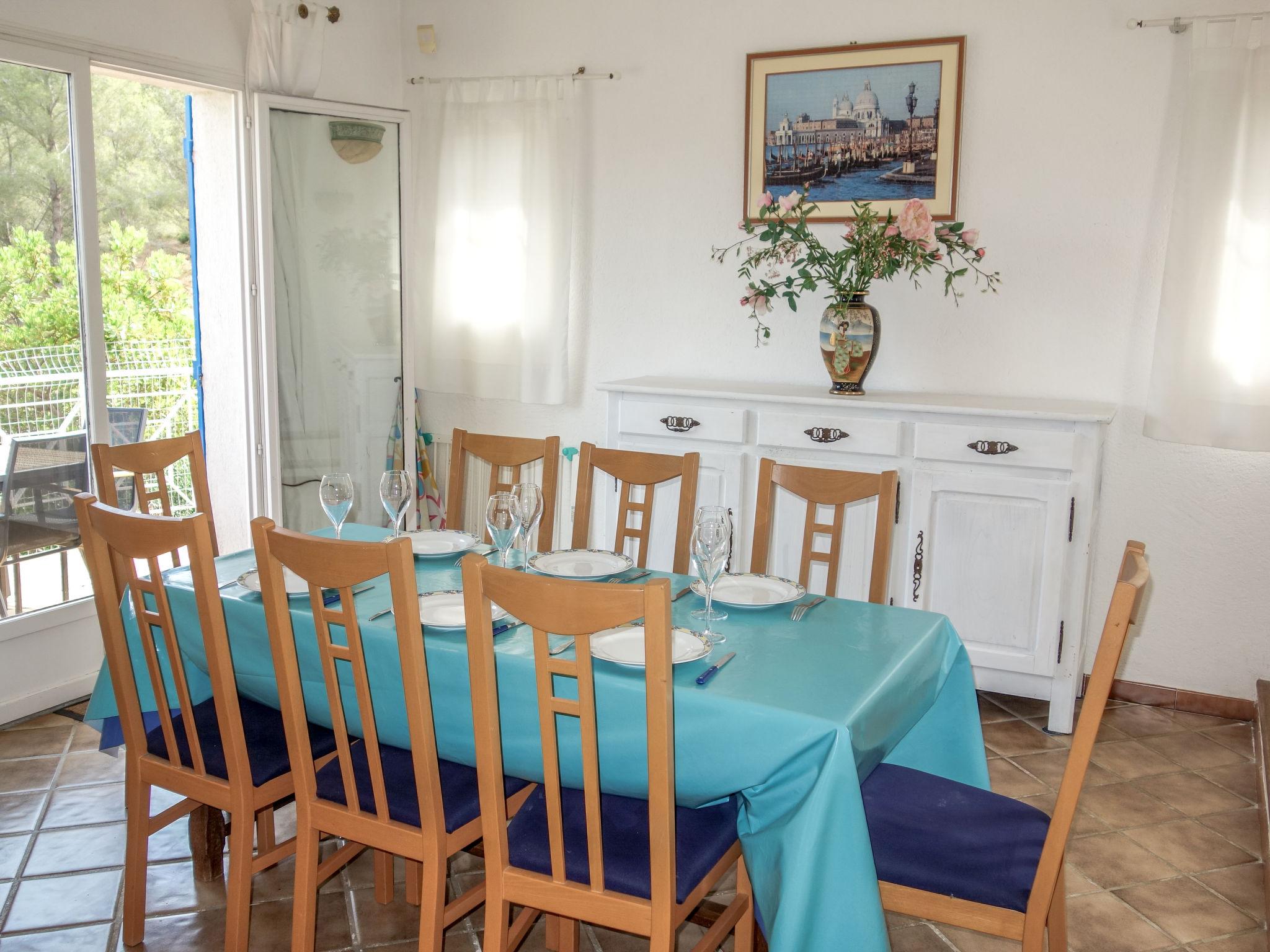 Photo 11 - Maison de 3 chambres à Saint-Cyr-sur-Mer avec piscine privée et jardin