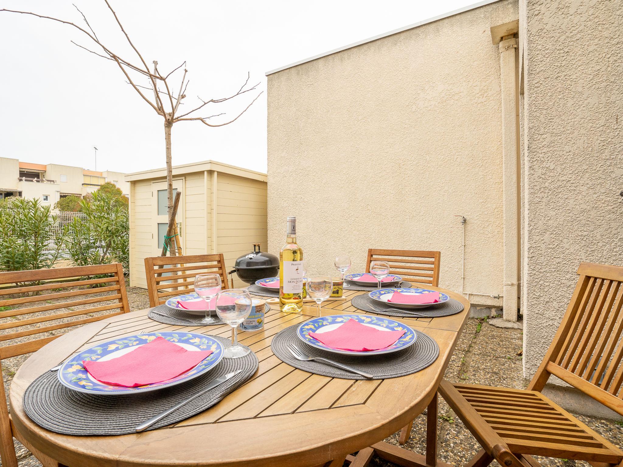 Photo 13 - Maison de 2 chambres à Le Grau-du-Roi avec terrasse et vues à la mer