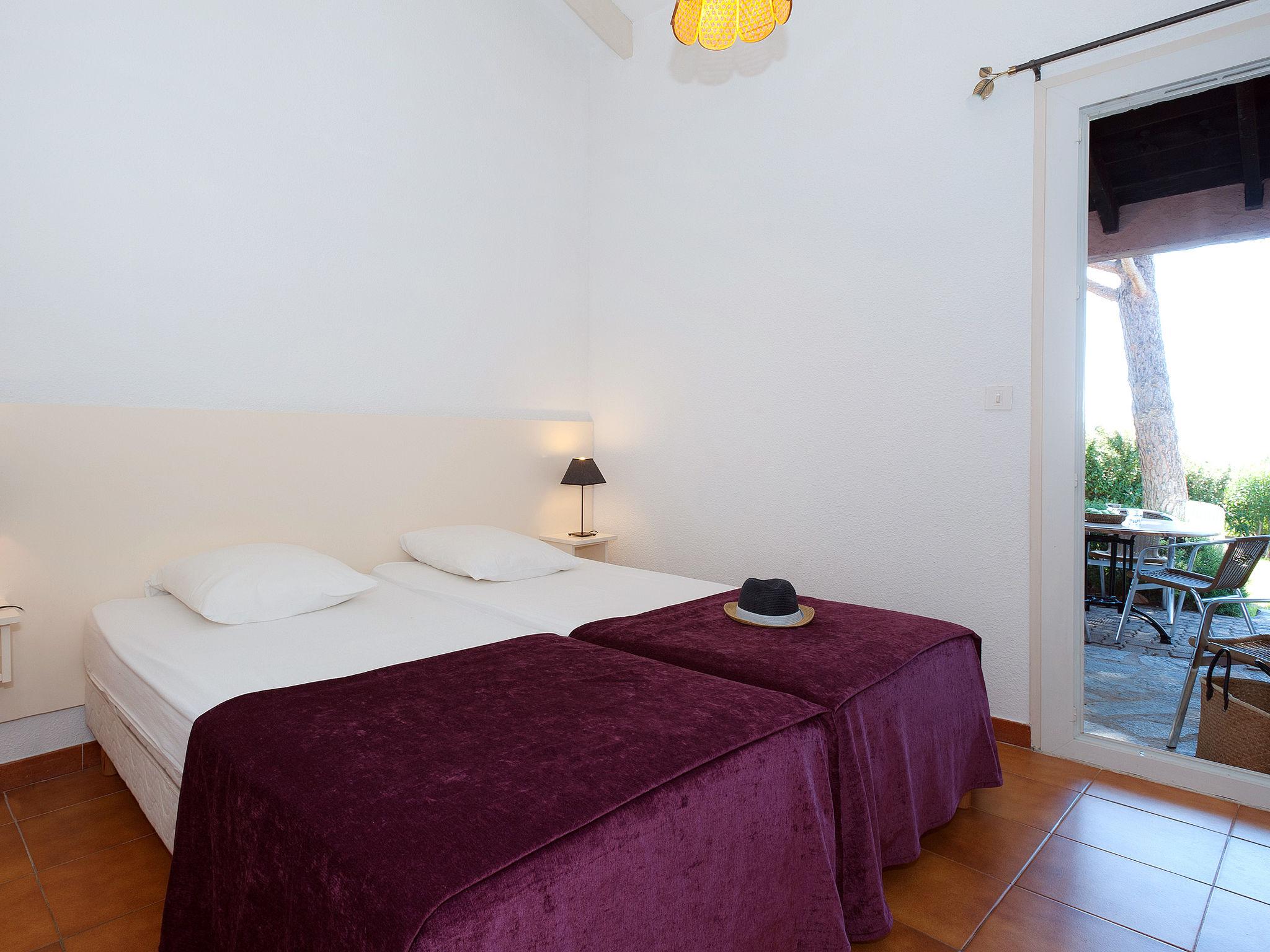 Foto 9 - Apartamento de 2 quartos em Porto-Vecchio com piscina e vistas do mar