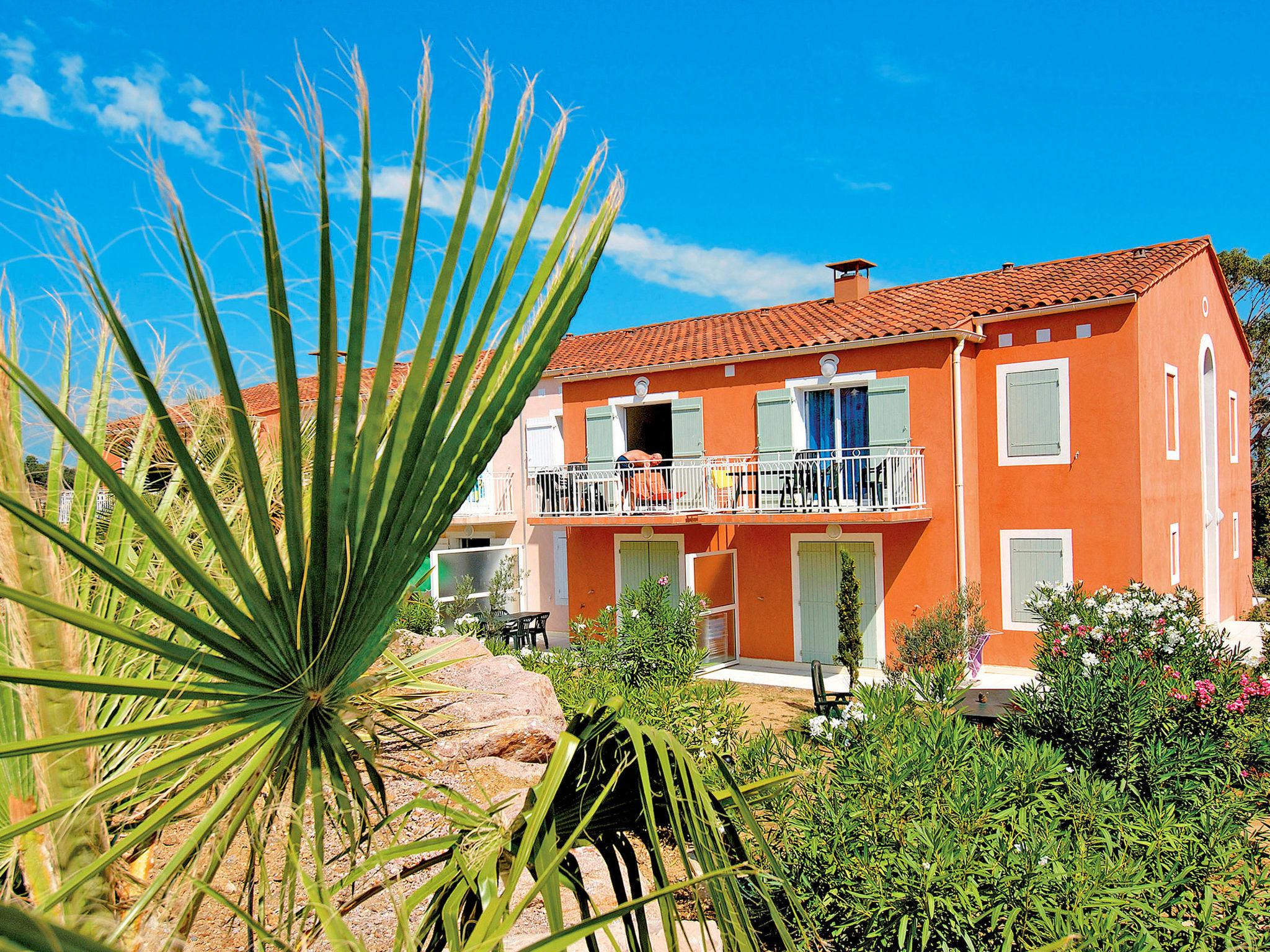 Foto 8 - Apartamento de 2 habitaciones en Fréjus con piscina y vistas al mar