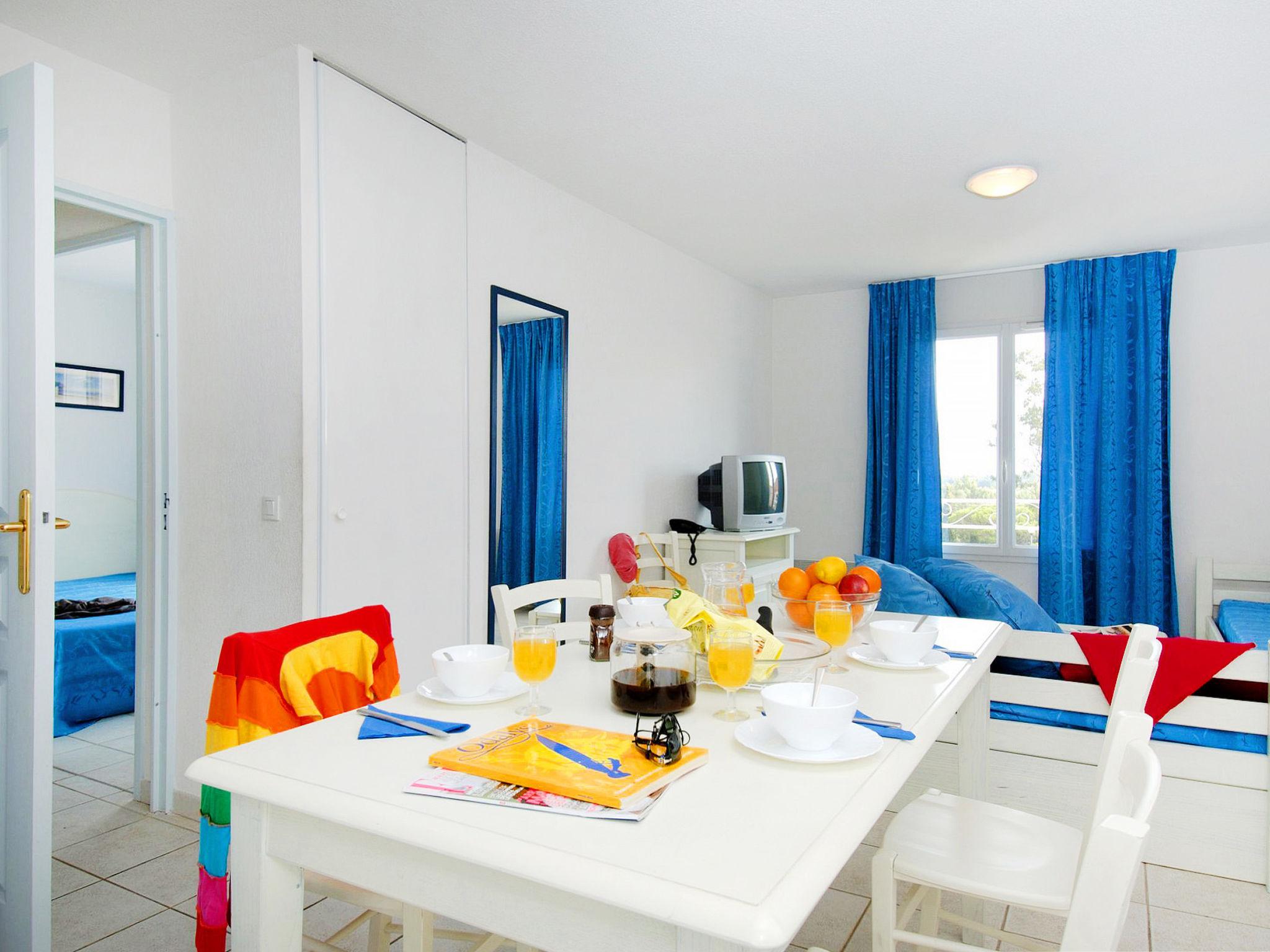 Foto 2 - Apartamento de 1 quarto em Fréjus com piscina e vistas do mar