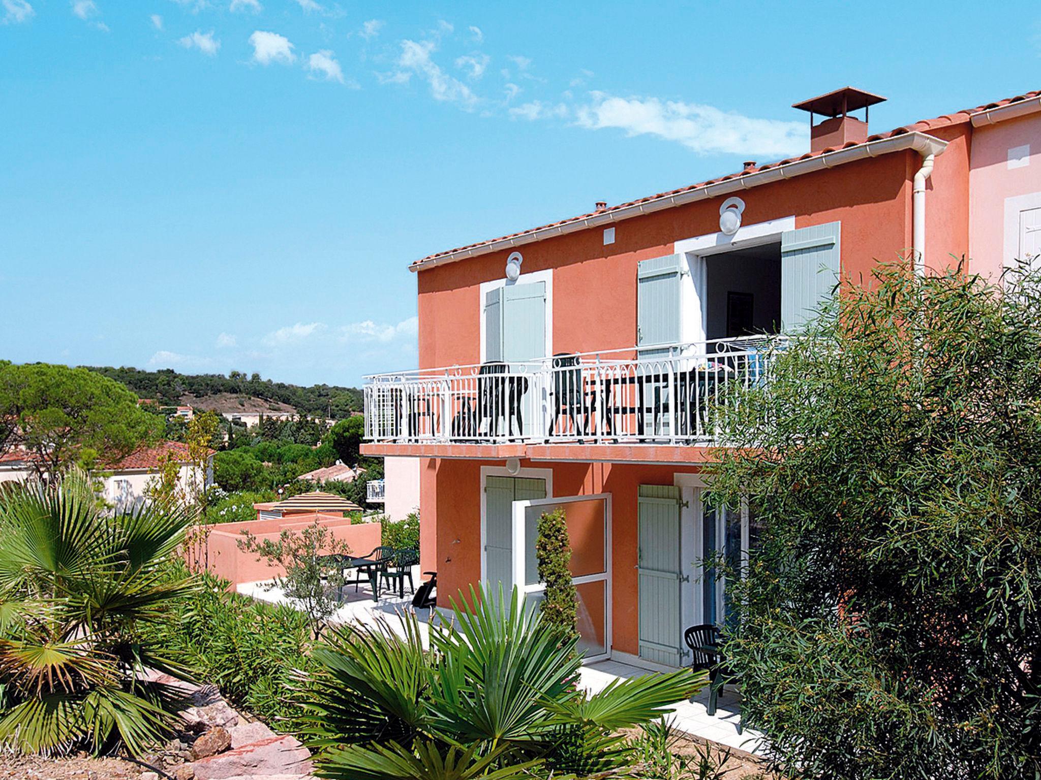 Foto 5 - Apartment mit 2 Schlafzimmern in Fréjus mit schwimmbad und blick aufs meer