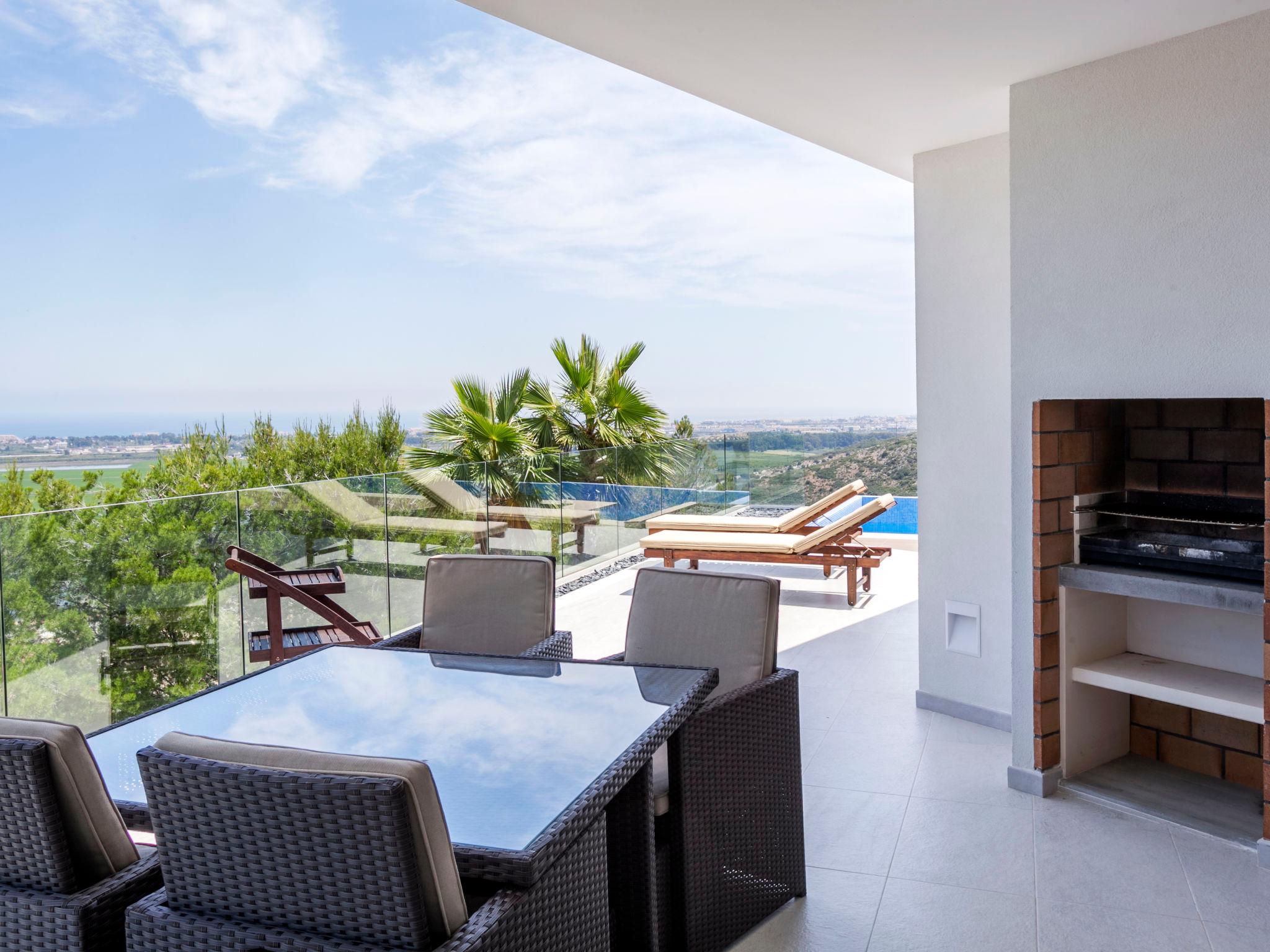 Photo 3 - Maison de 4 chambres à Dénia avec piscine privée et vues à la mer