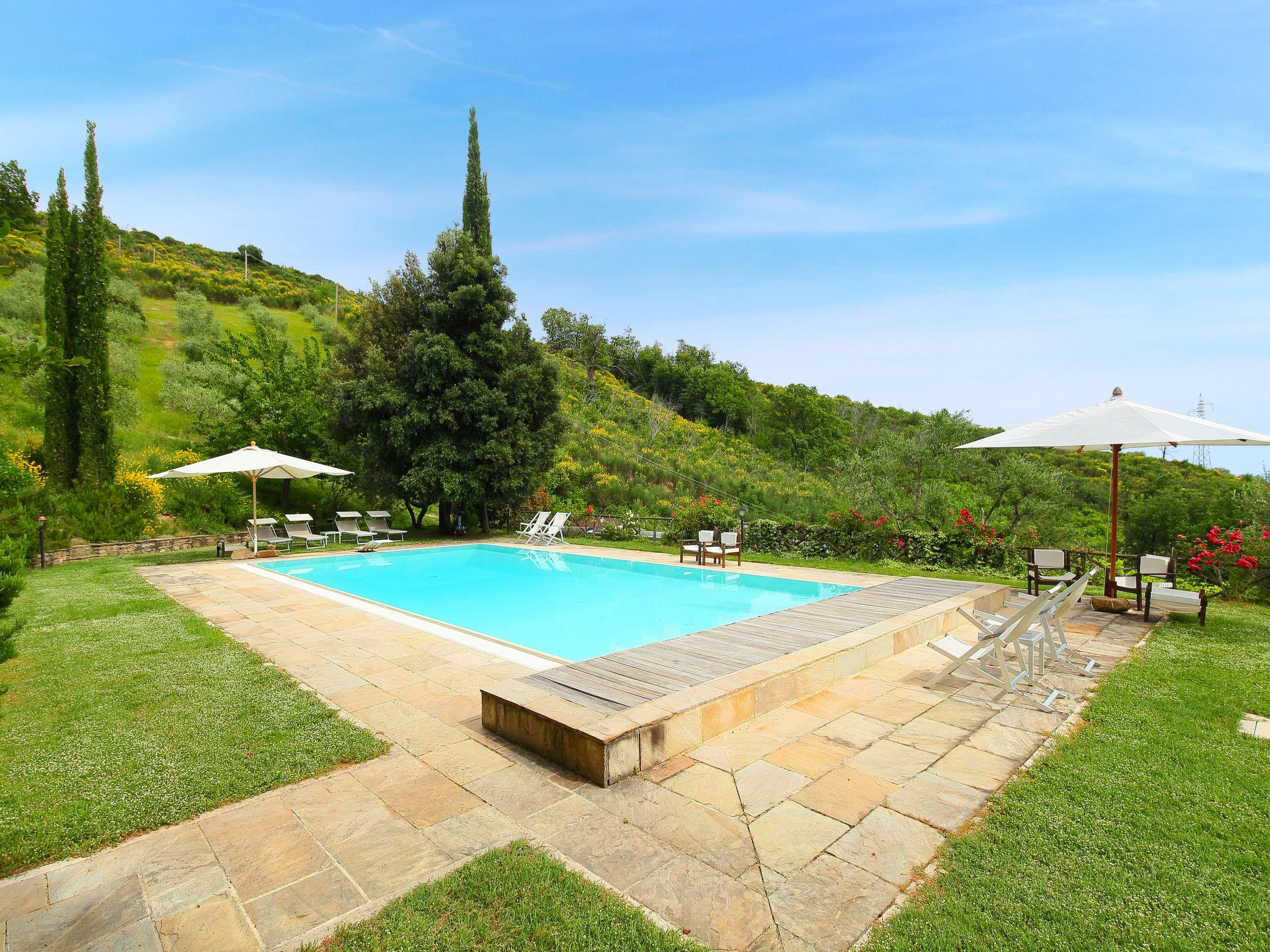 Foto 40 - Haus mit 3 Schlafzimmern in Perugia mit privater pool und whirlpool