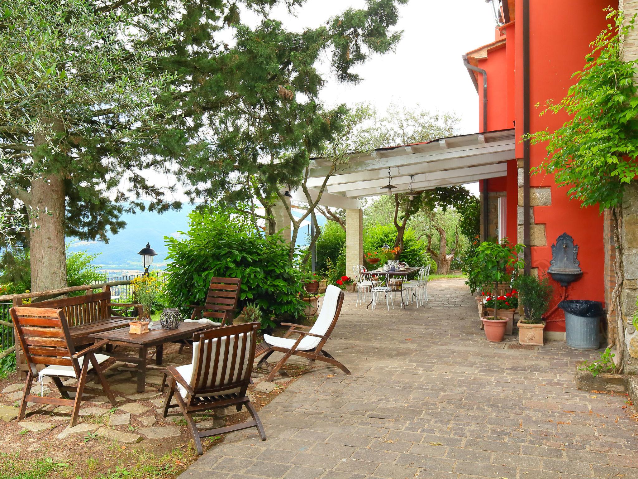 Photo 6 - Maison de 3 chambres à Pérouse avec piscine privée et jardin