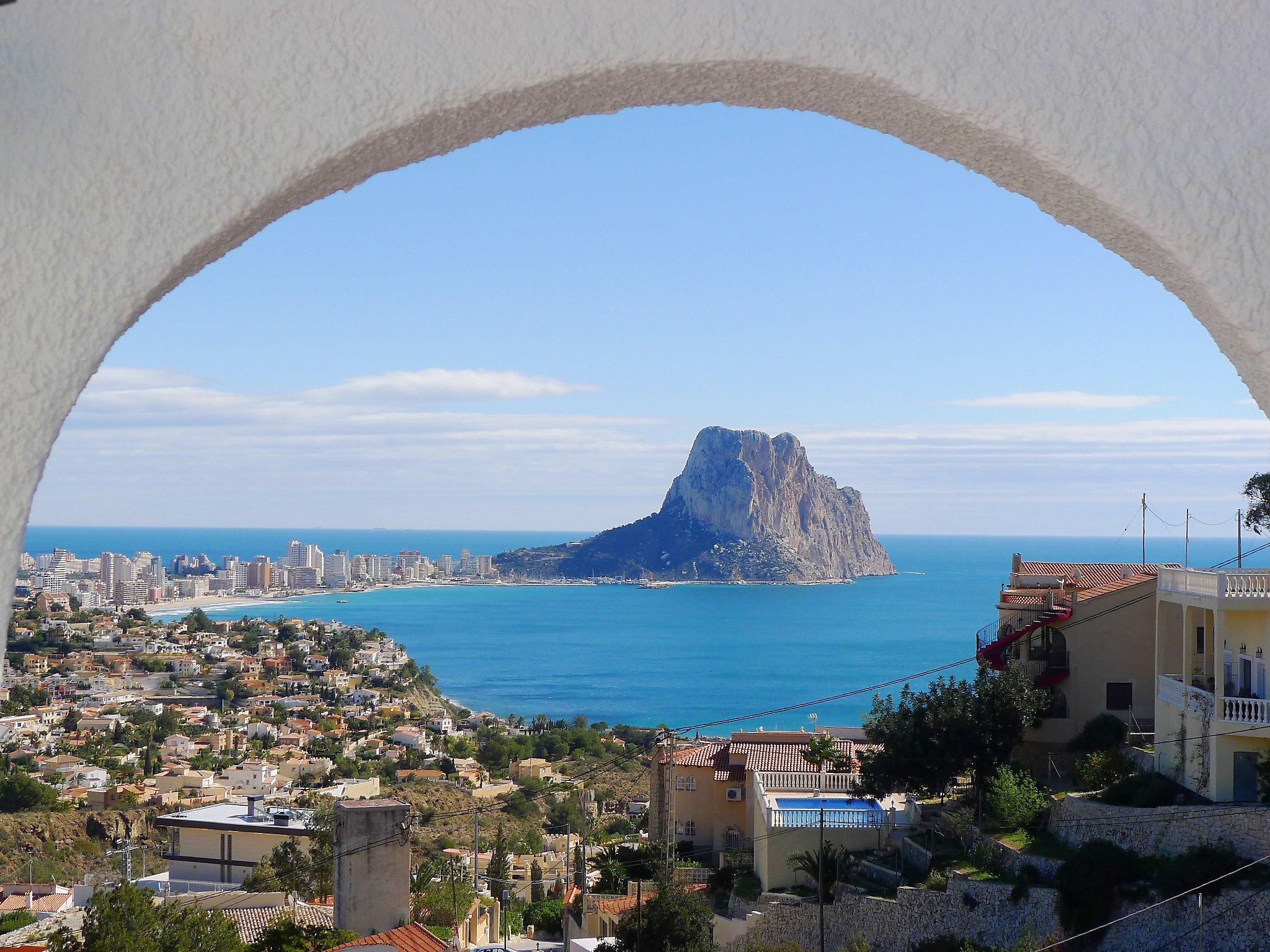 Photo 2 - 2 bedroom House in Calp with private pool and sea view