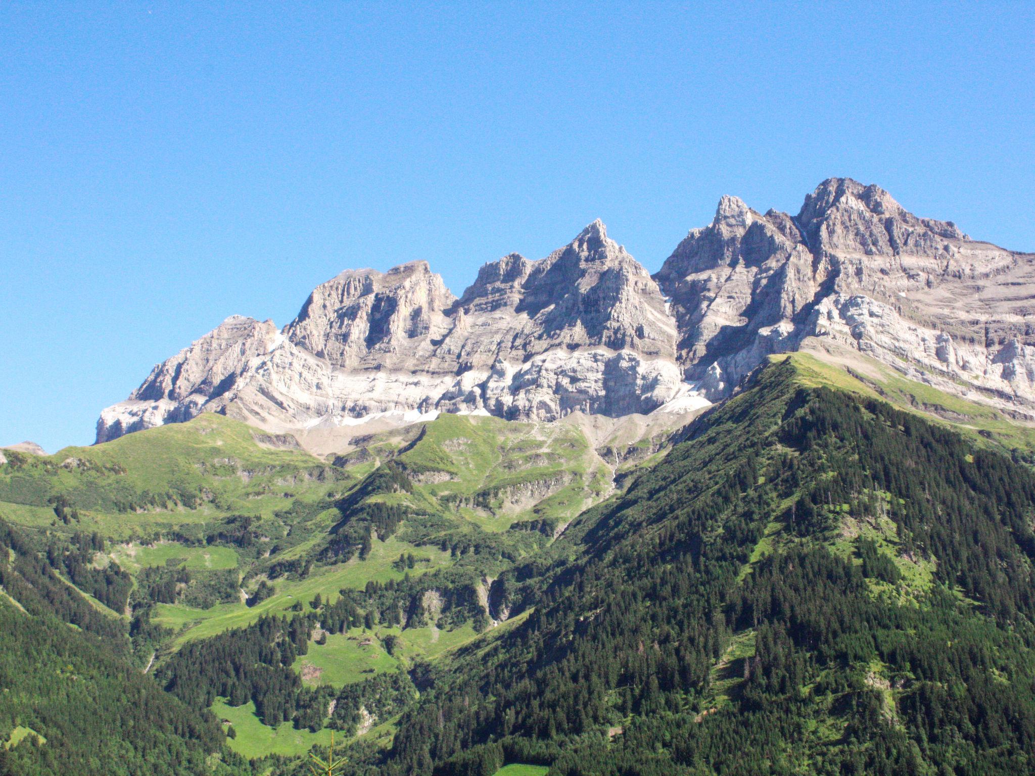 Foto 32 - Haus mit 13 Schlafzimmern in Champéry mit sauna und blick auf die berge