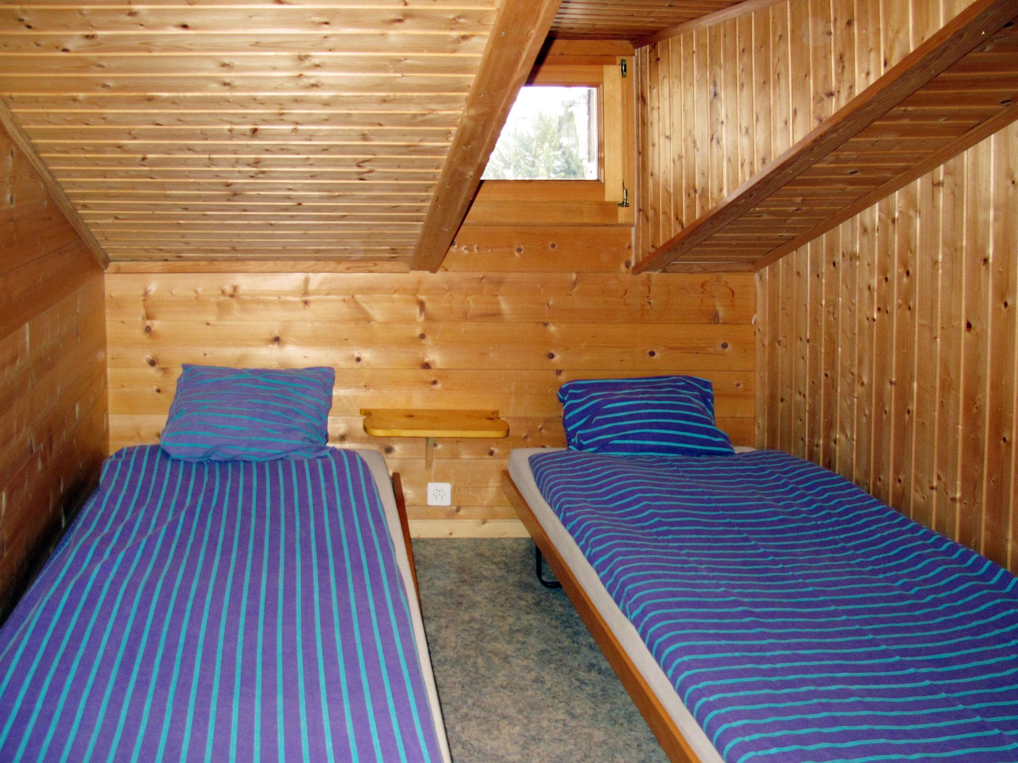 Photo 11 - 8 bedroom Apartment in Champéry with sauna and mountain view