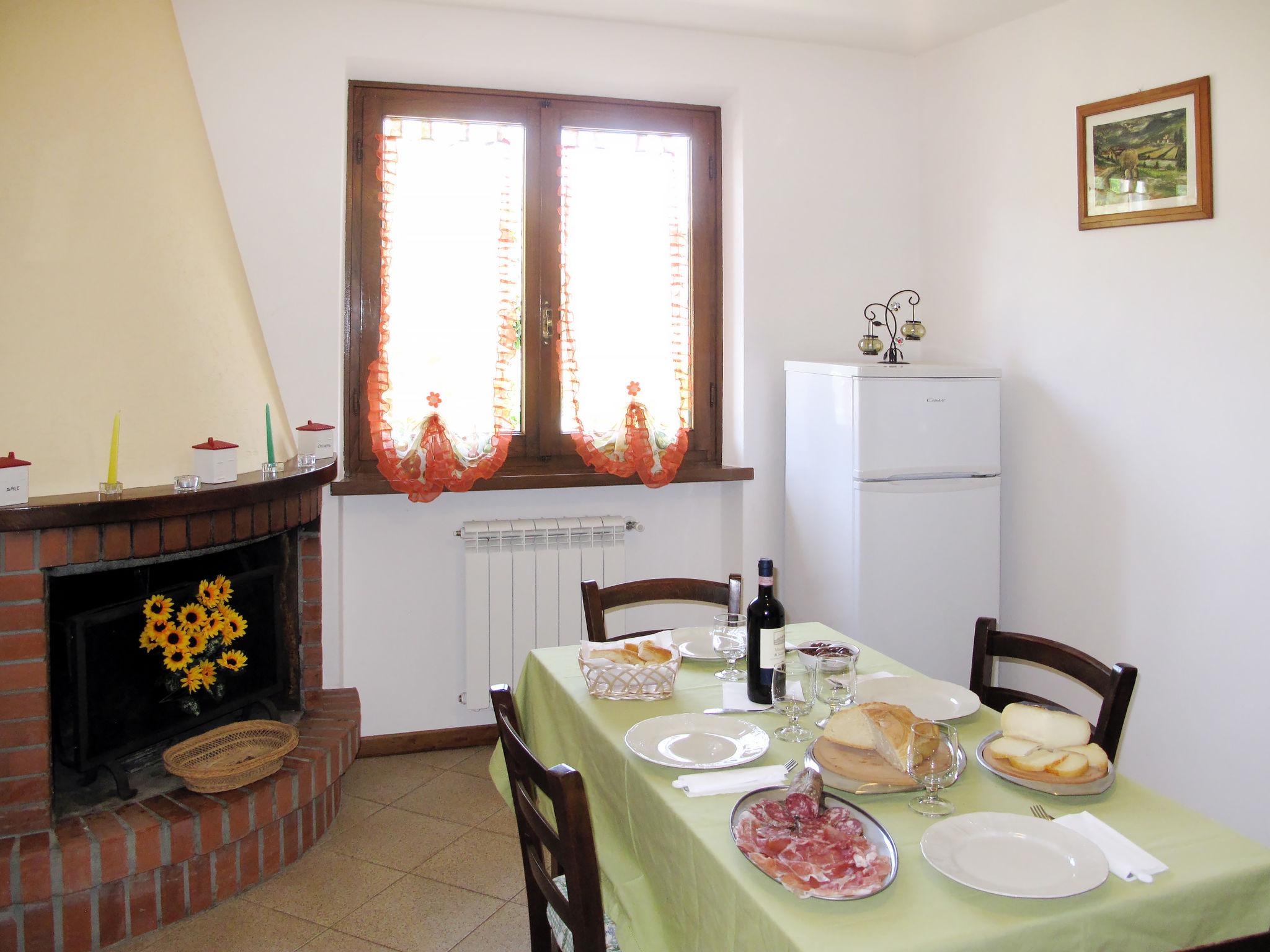 Photo 13 - Maison de 2 chambres à Camaiore avec jardin et terrasse