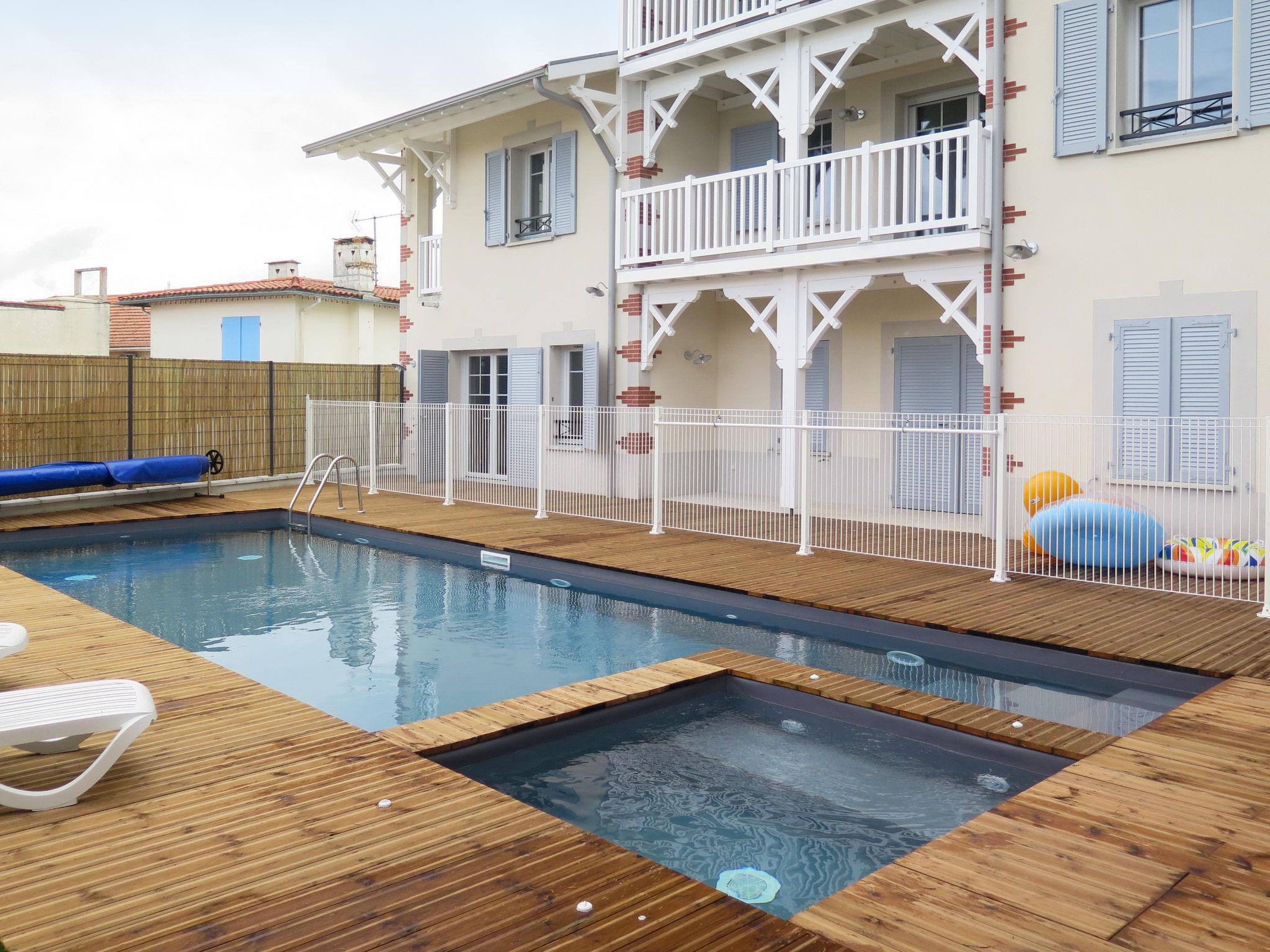 Photo 1 - Appartement de 2 chambres à Mimizan avec piscine et jardin