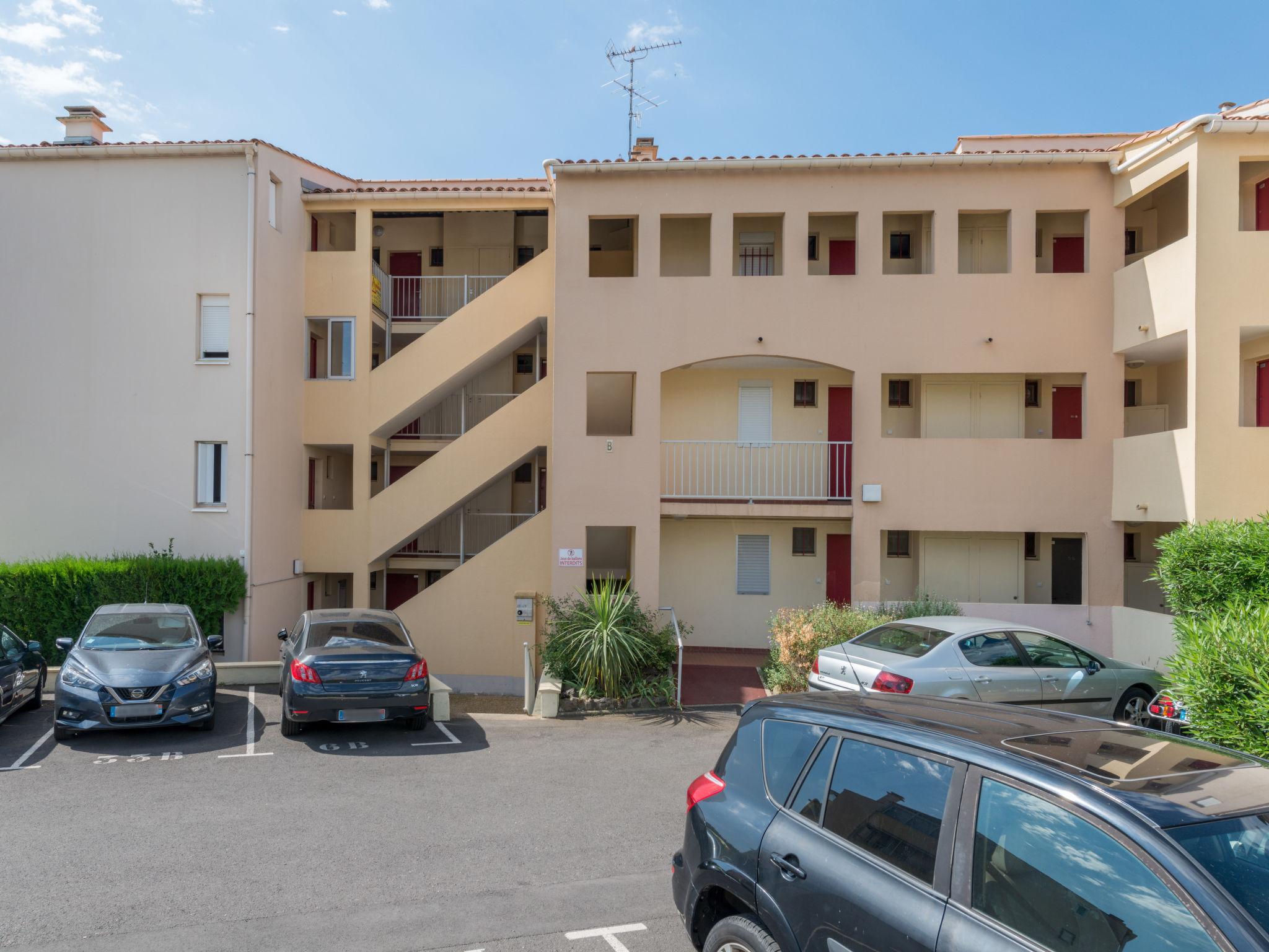 Photo 13 - 1 bedroom Apartment in Agde with sea view