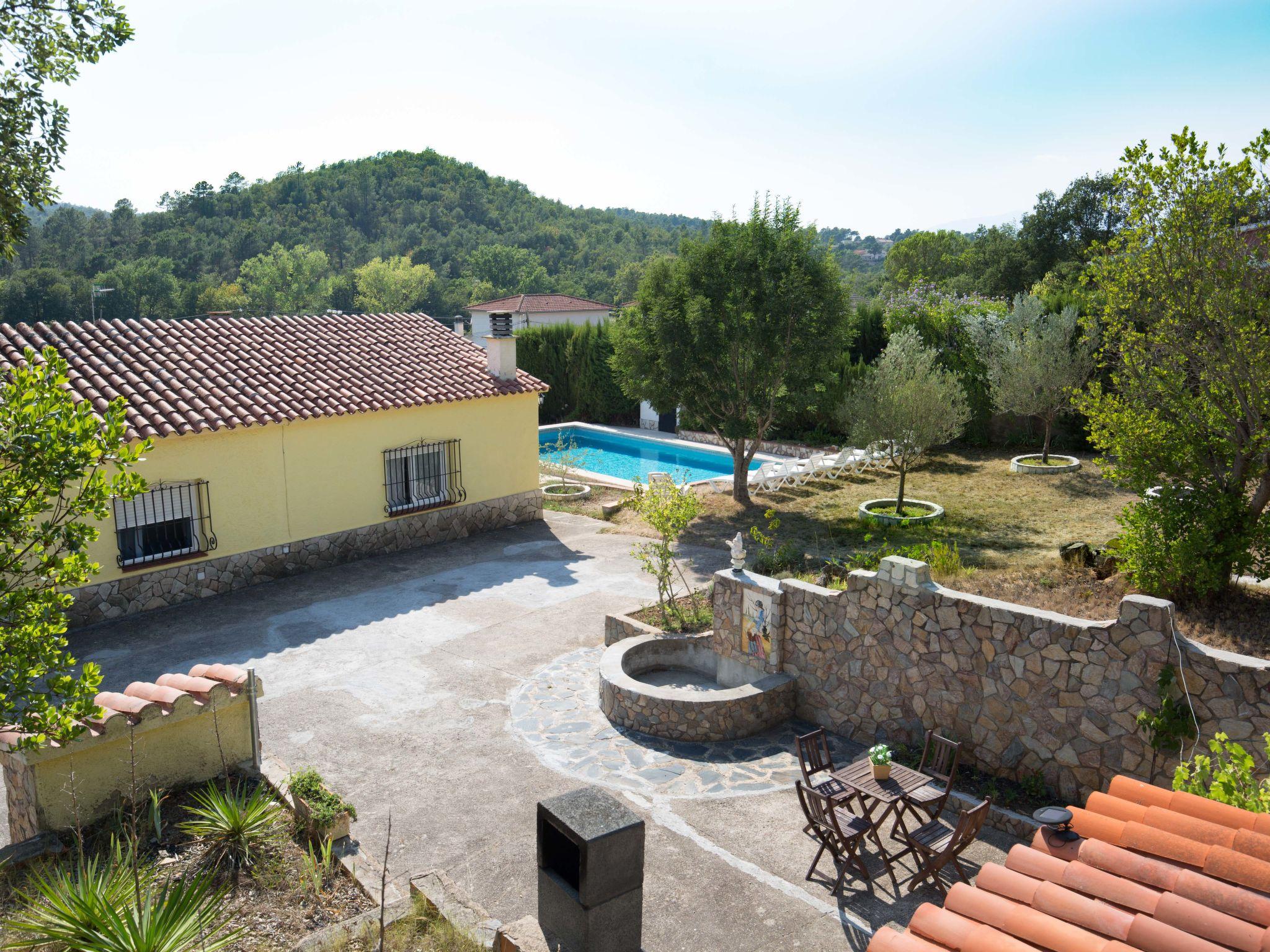 Foto 16 - Casa con 5 camere da letto a Vidreres con piscina privata e vista mare