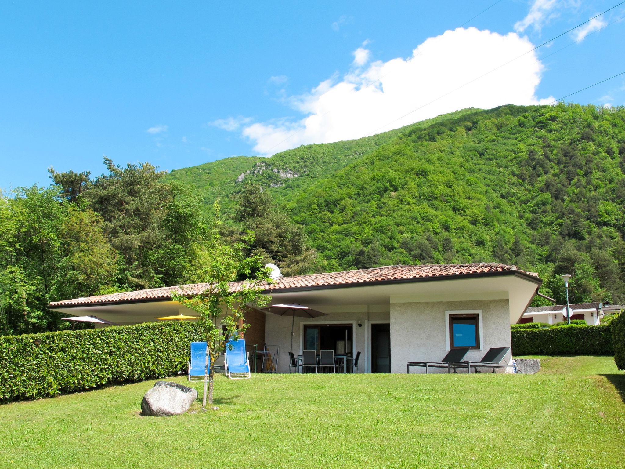 Foto 2 - Casa de 2 quartos em Idro com jardim e terraço