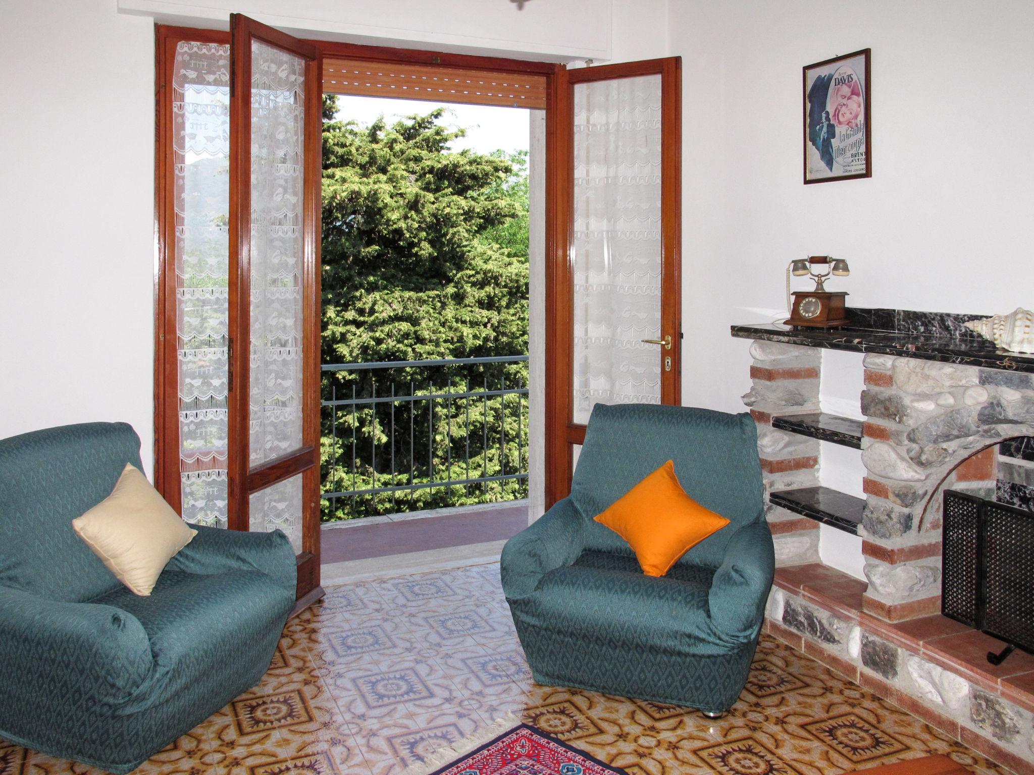 Foto 6 - Apartamento de 2 habitaciones en Camaiore con terraza y vistas al mar