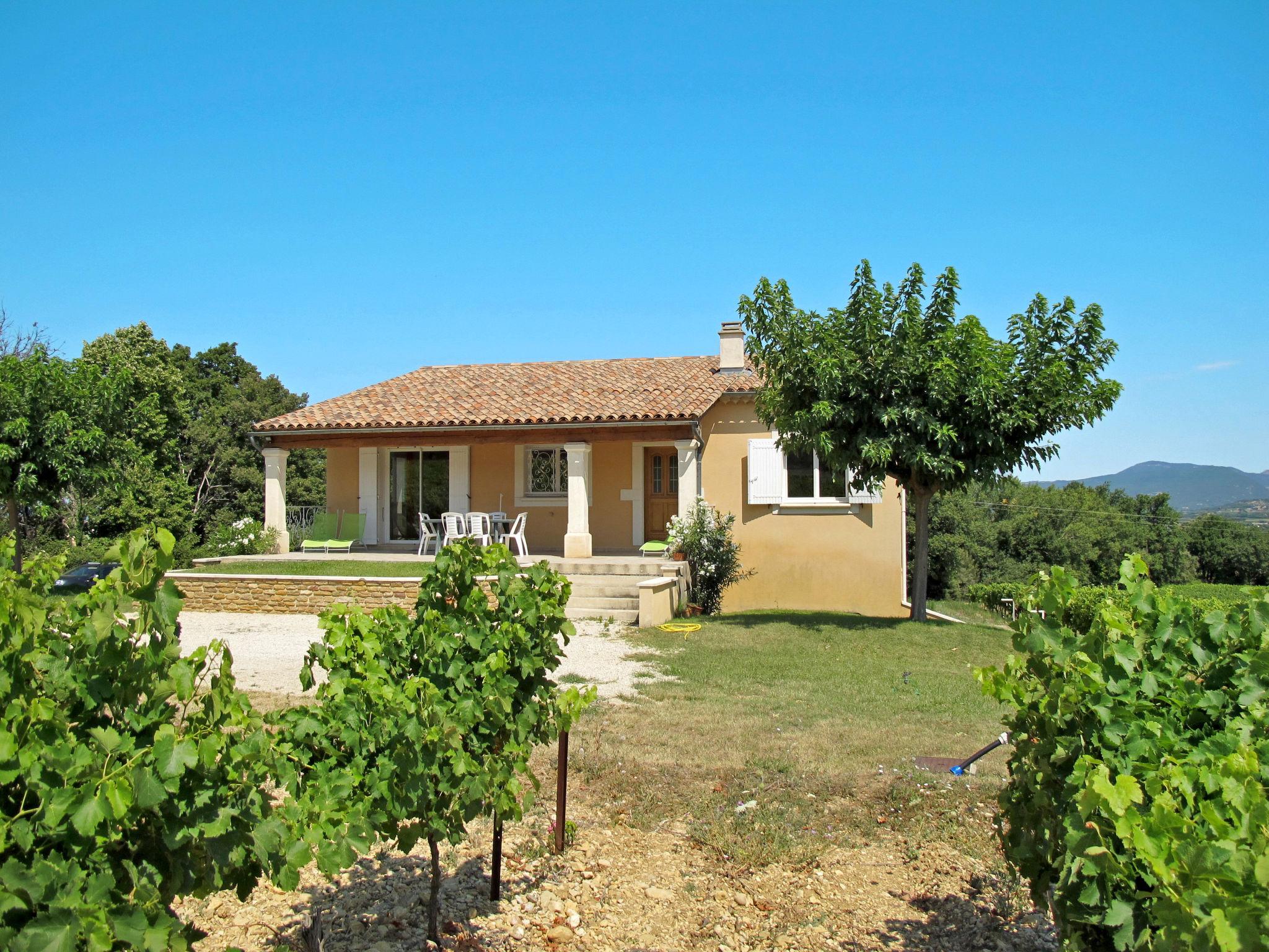 Foto 13 - Casa con 3 camere da letto a Valréas con giardino e terrazza