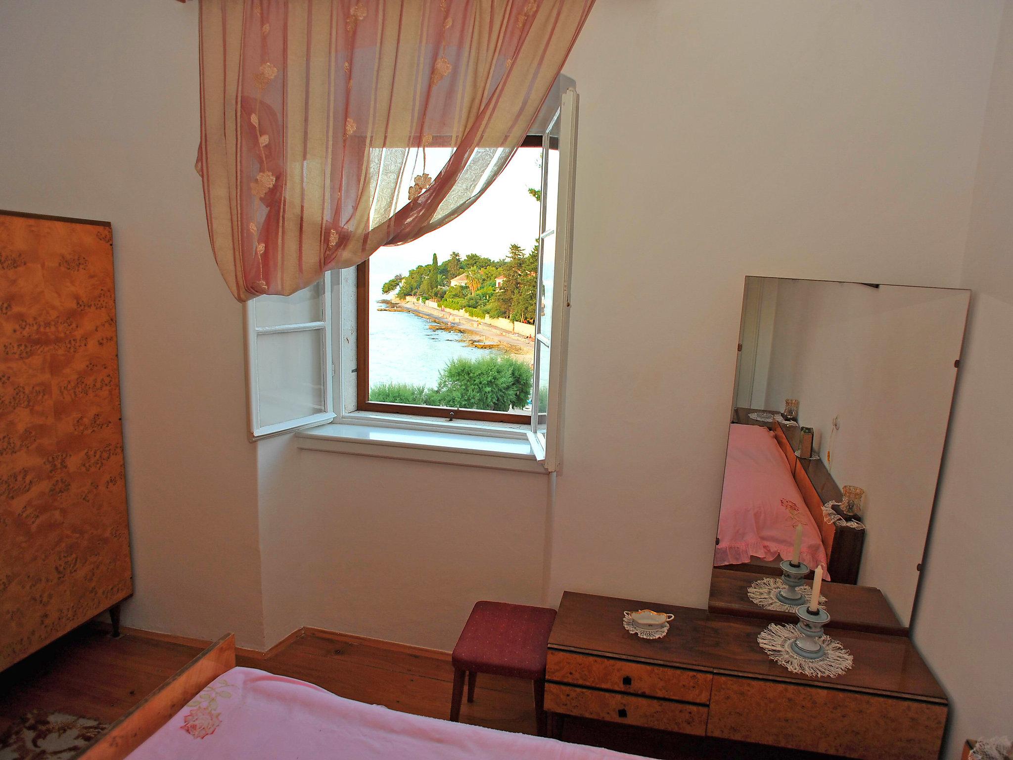 Foto 11 - Apartamento de 3 habitaciones en Sutivan con vistas al mar