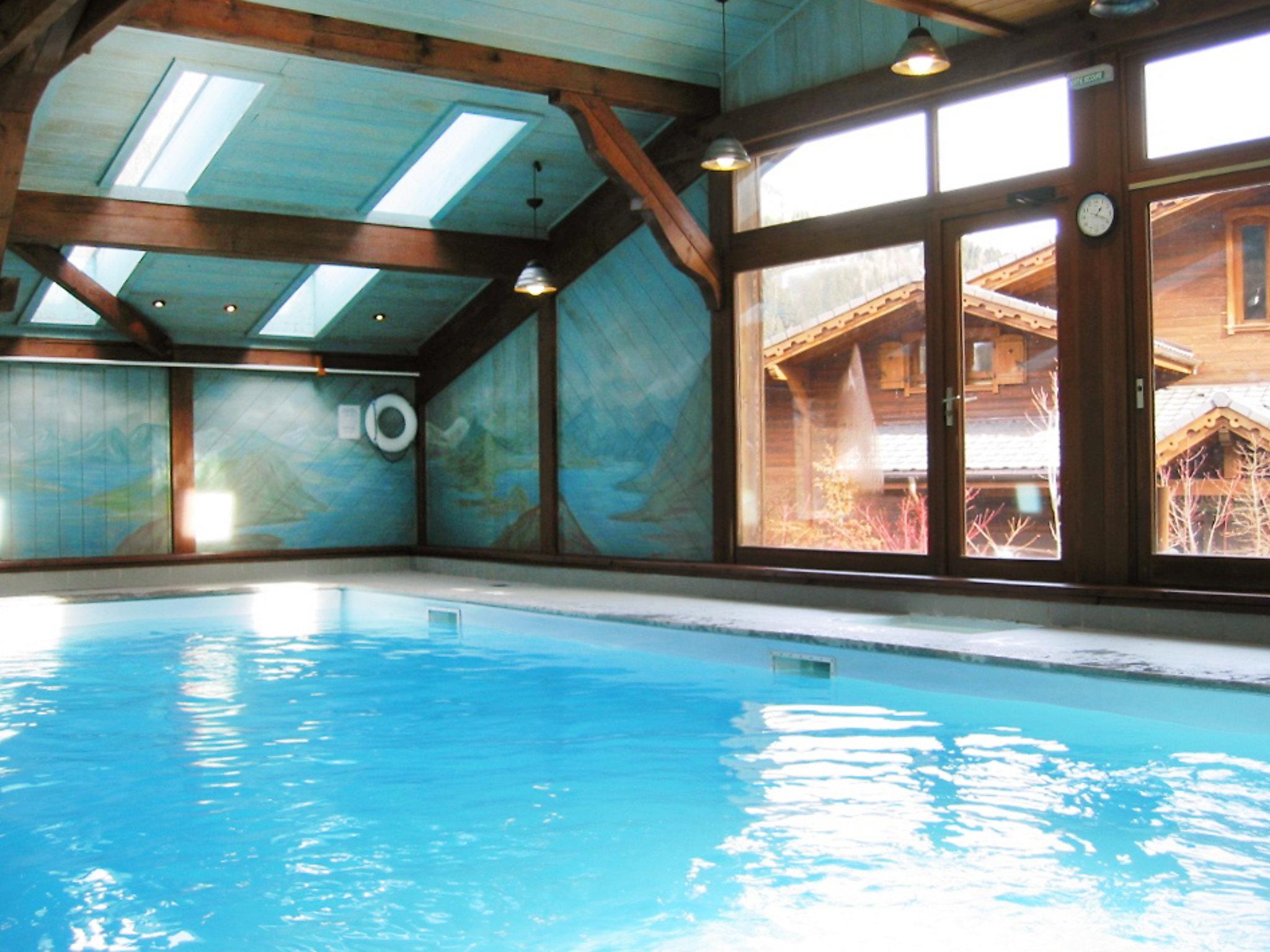 Foto 2 - Apartamento de 3 quartos em Les Houches com piscina e jardim