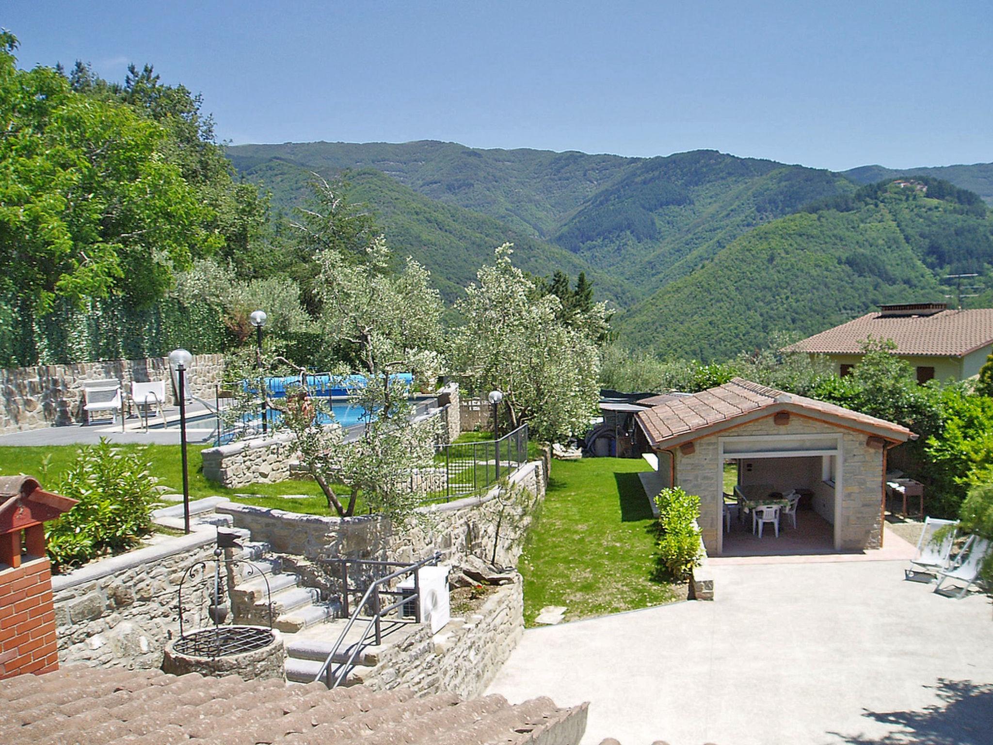 Photo 35 - Maison de 2 chambres à Loro Ciuffenna avec piscine privée et jardin