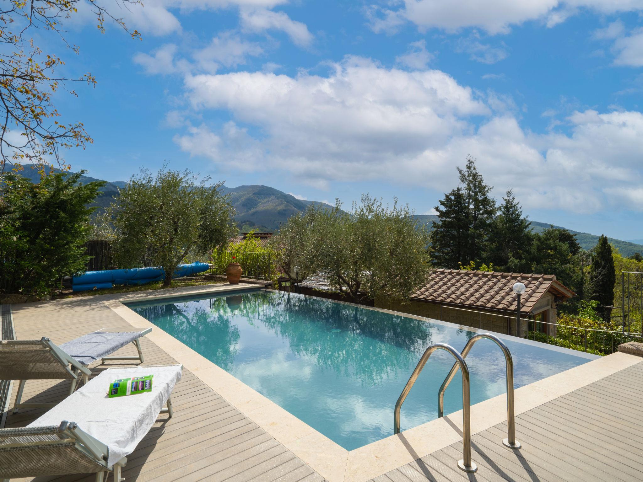 Foto 28 - Casa con 2 camere da letto a Loro Ciuffenna con piscina privata e giardino