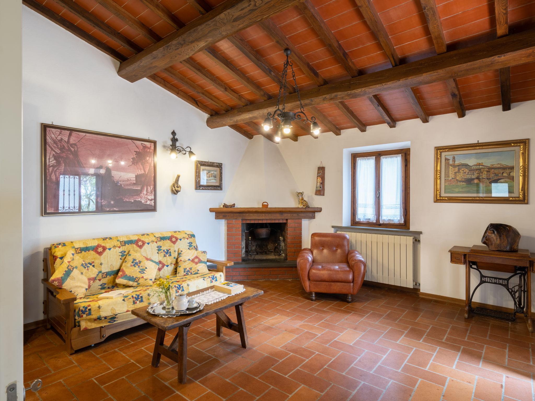 Photo 8 - Maison de 2 chambres à Loro Ciuffenna avec piscine privée et jardin