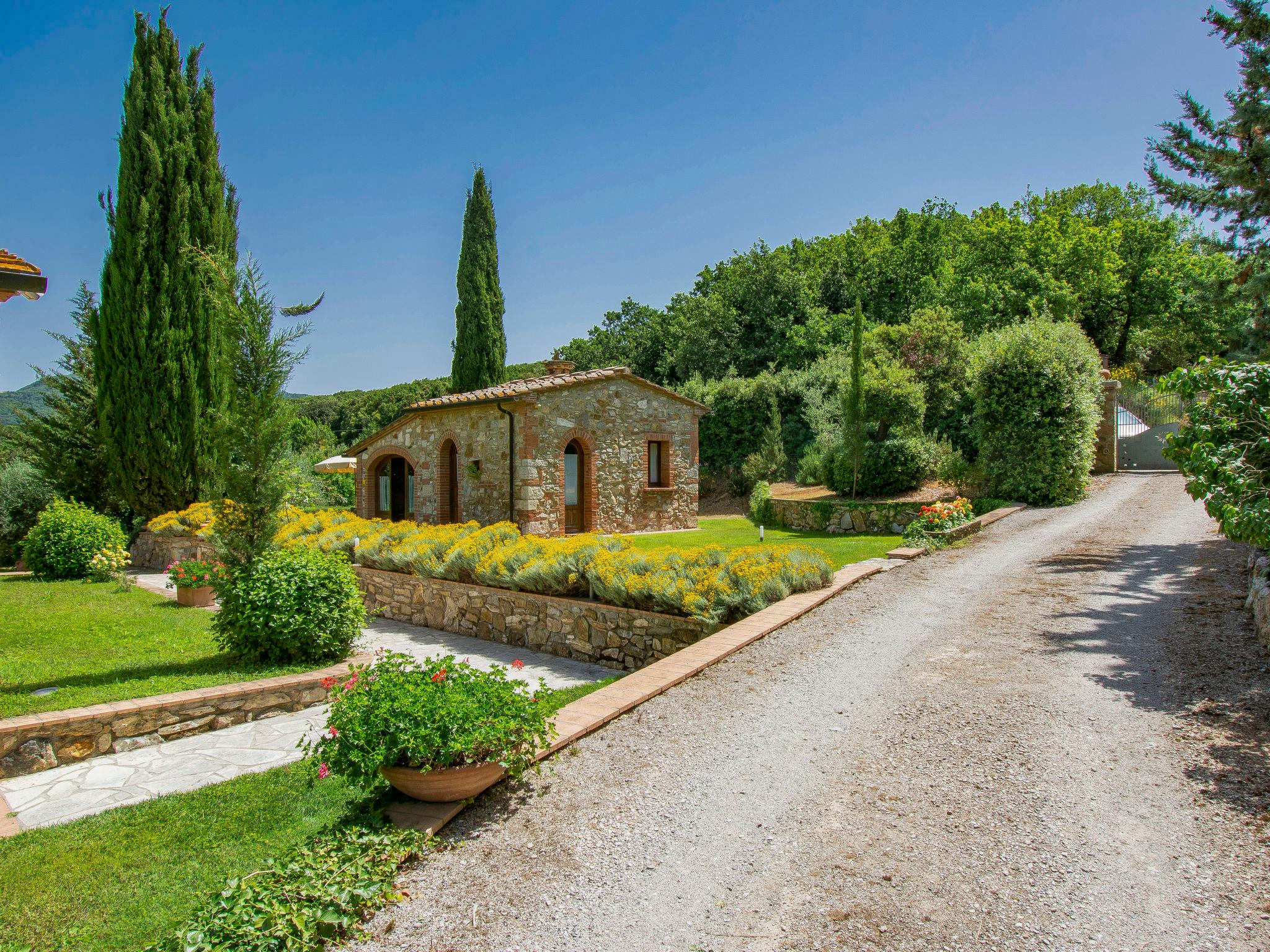 Photo 21 - Maison de 1 chambre à Gambassi Terme avec piscine et terrasse