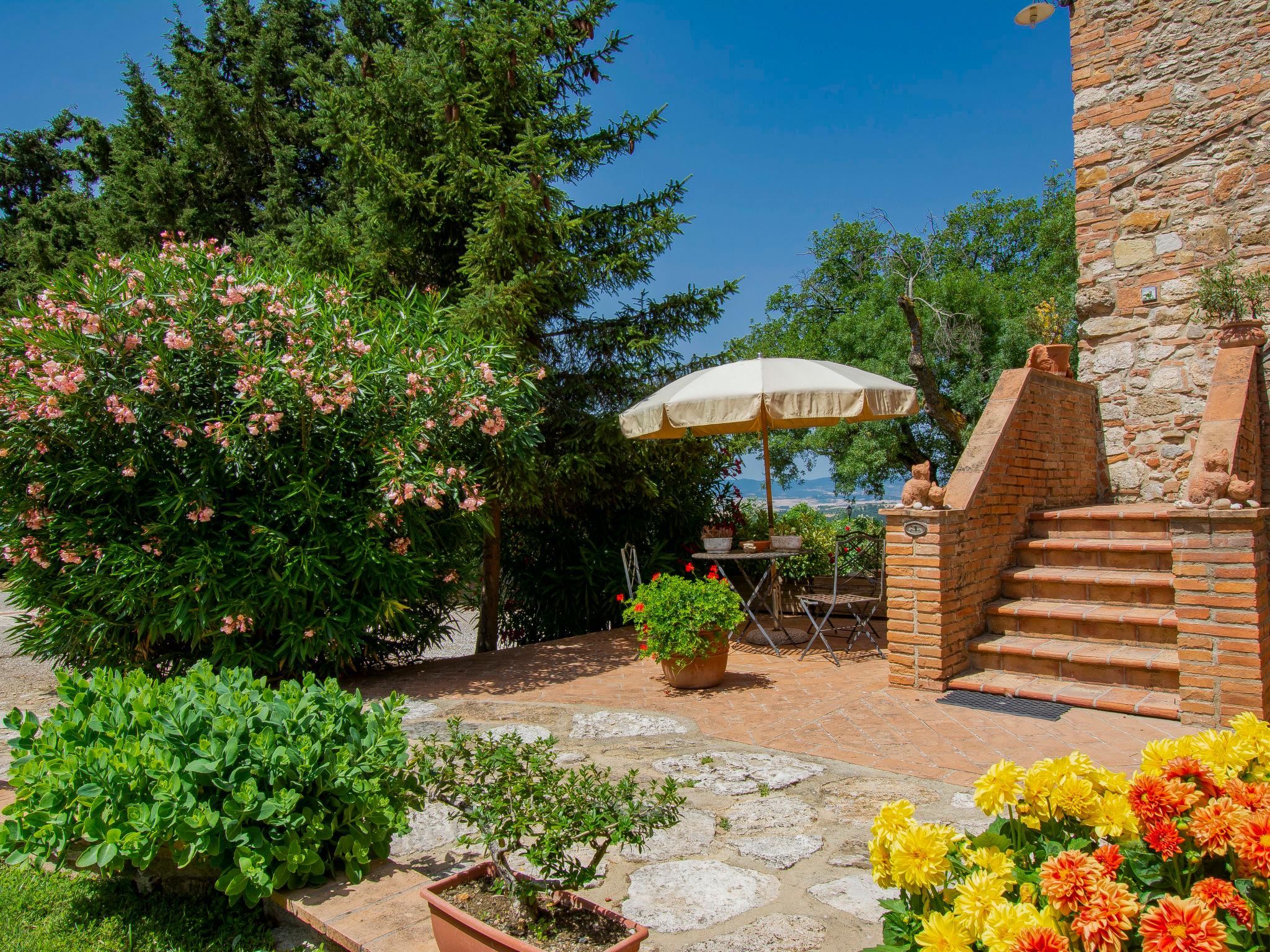 Photo 27 - Maison de 1 chambre à Gambassi Terme avec piscine et jardin