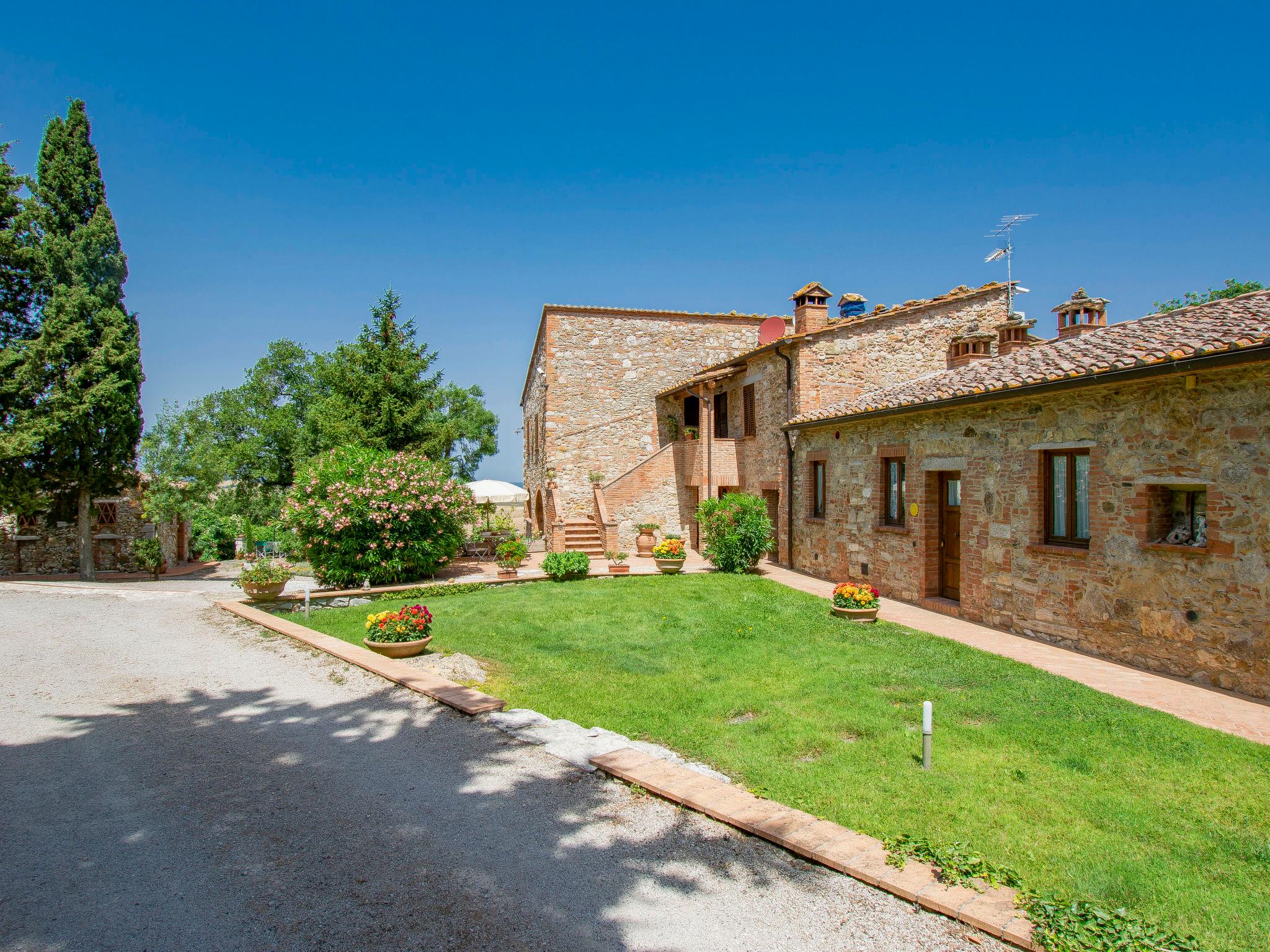 Photo 24 - Apartment in Gambassi Terme with swimming pool and terrace