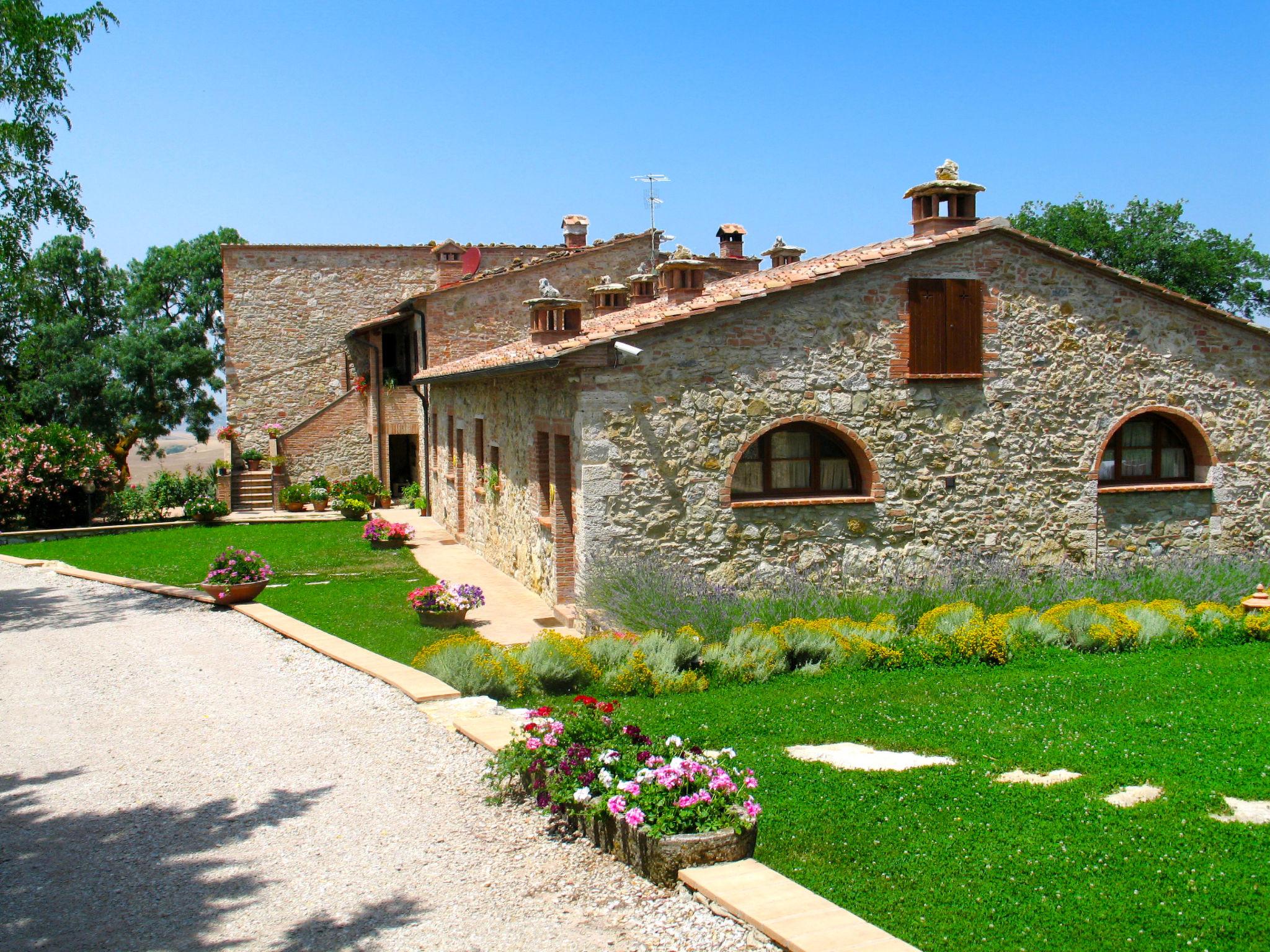 Foto 3 - Casa de 3 quartos em Gambassi Terme com piscina e jardim