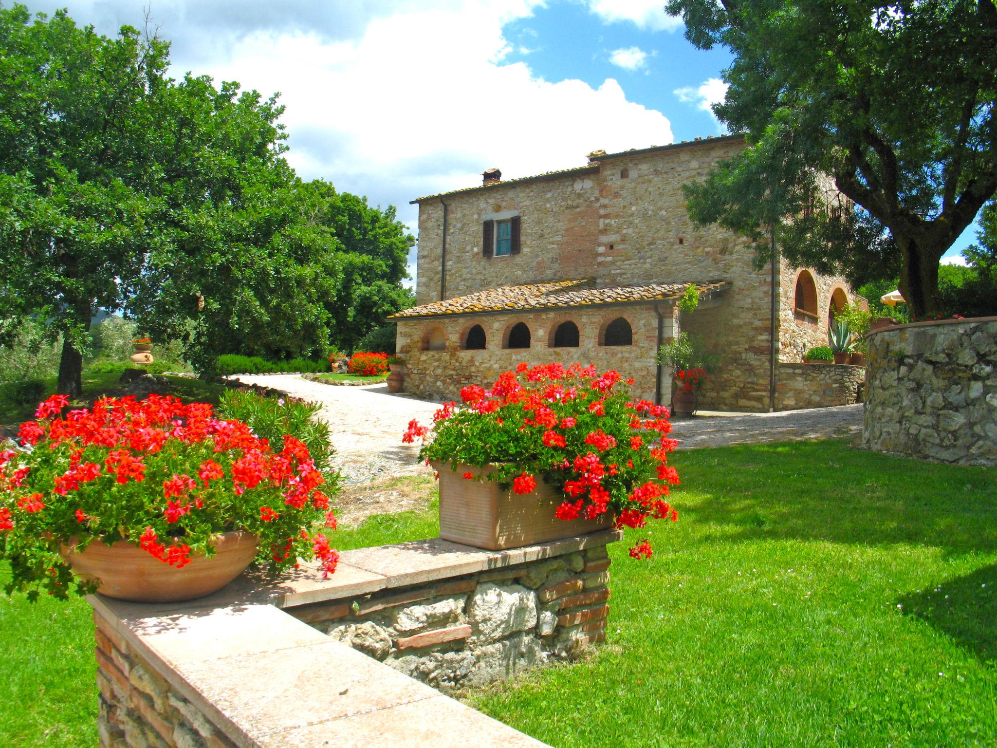 Foto 5 - Appartamento con 2 camere da letto a Gambassi Terme con piscina e terrazza