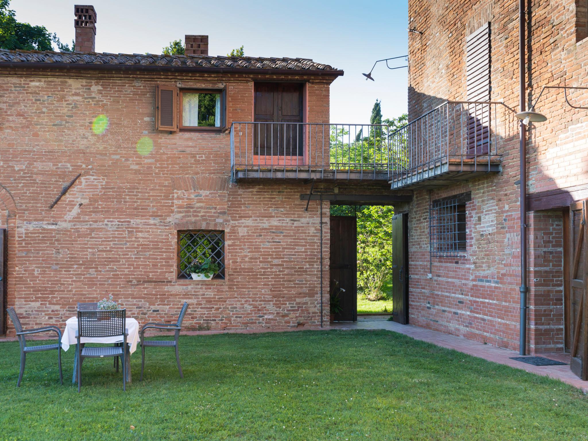 Photo 53 - 8 bedroom House in Castiglione del Lago with private pool and garden