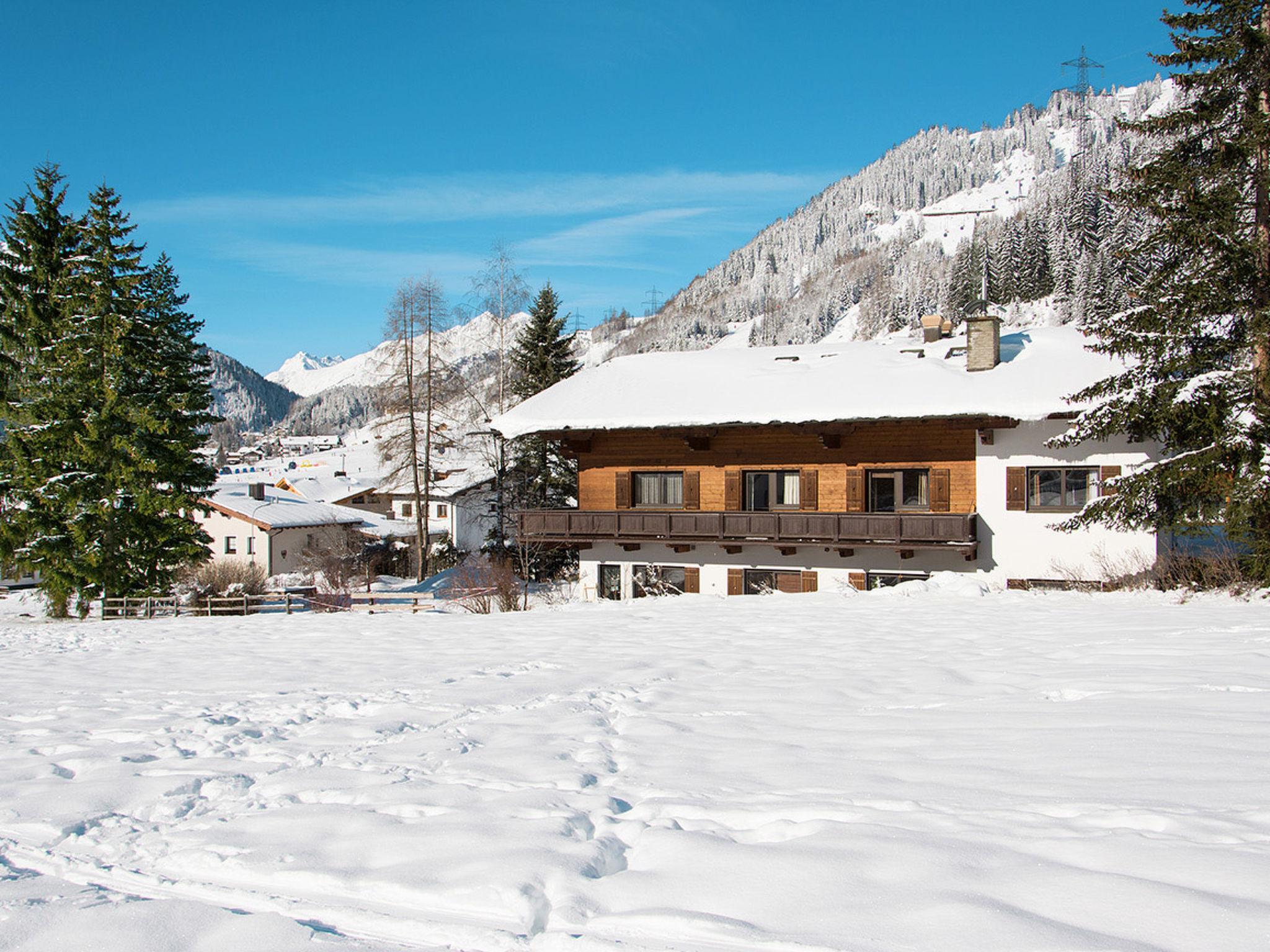 Foto 1 - Apartment mit 1 Schlafzimmer in Sankt Anton am Arlberg mit blick auf die berge