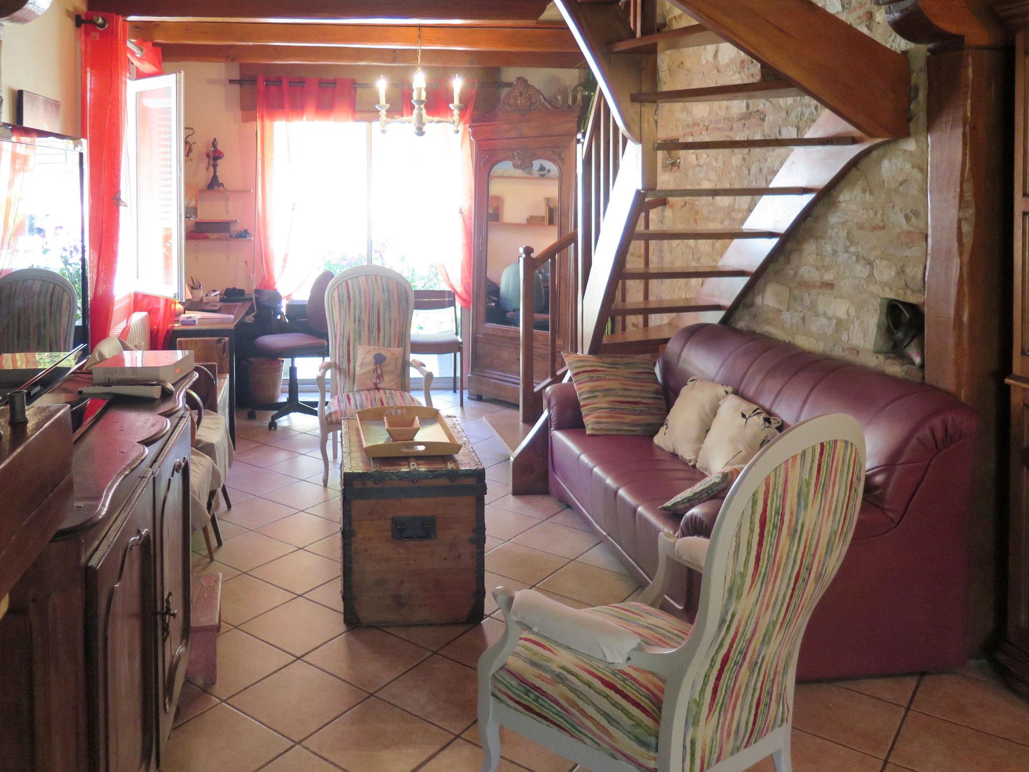 Photo 4 - 2 bedroom House in Lamagdelaine with private pool and terrace