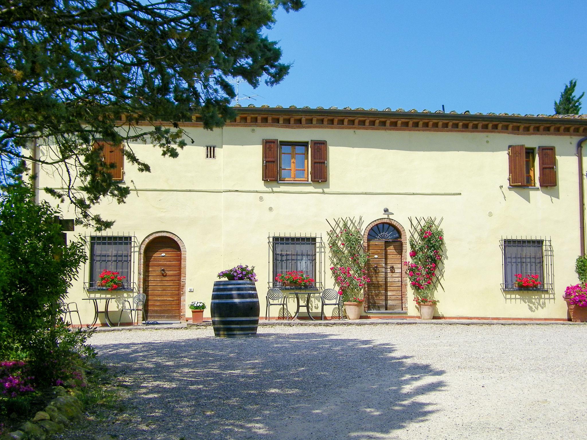 Photo 28 - Appartement de 2 chambres à San Gimignano avec piscine et jardin