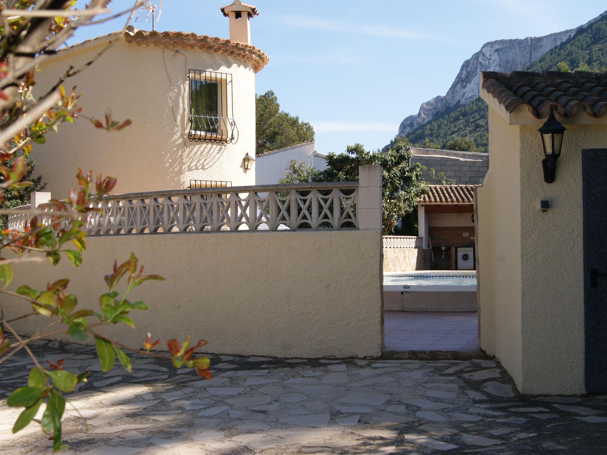 Foto 14 - Casa de 1 quarto em Dénia com piscina privada e vistas do mar