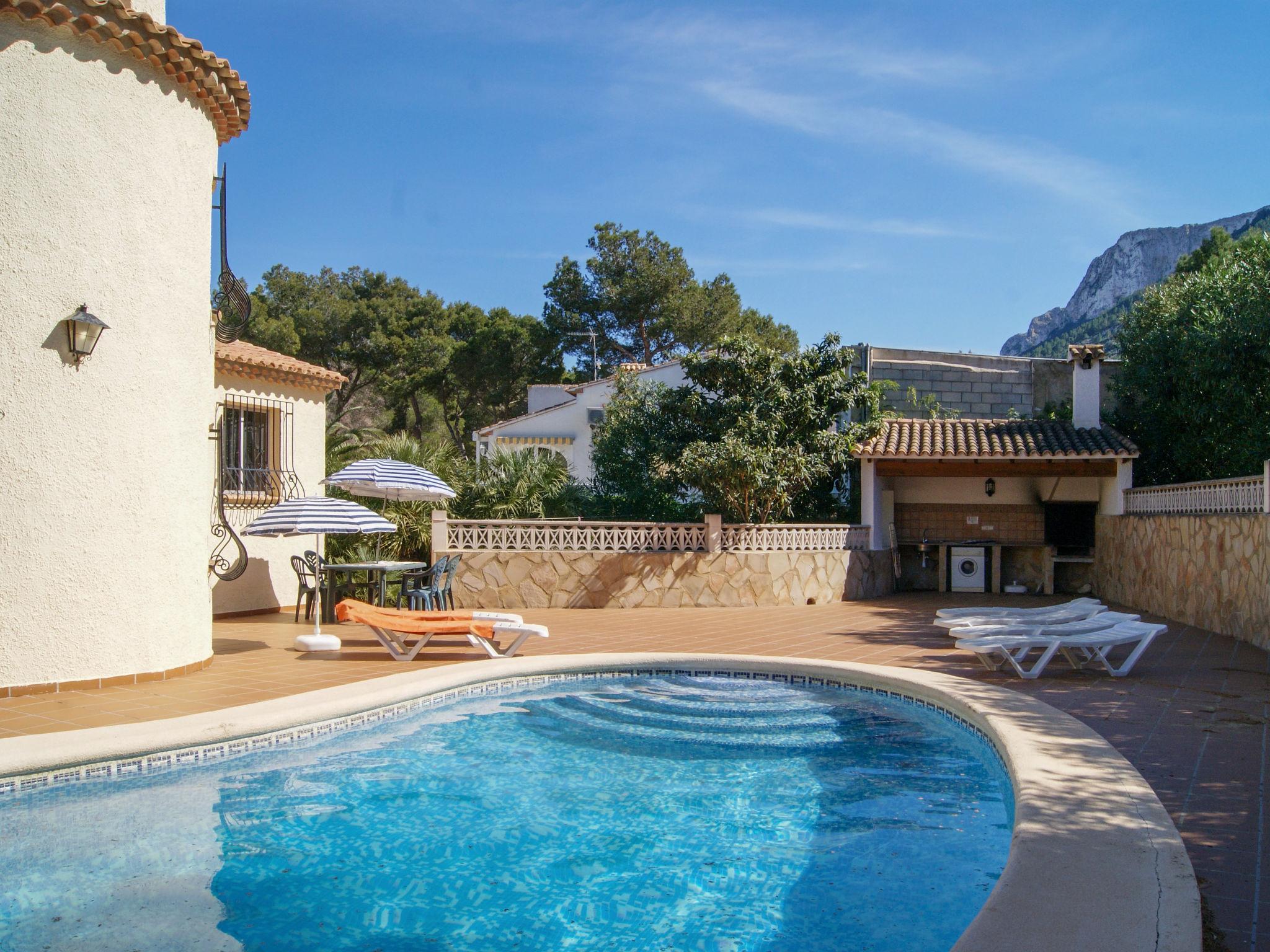 Foto 1 - Casa con 1 camera da letto a Dénia con piscina privata e vista mare