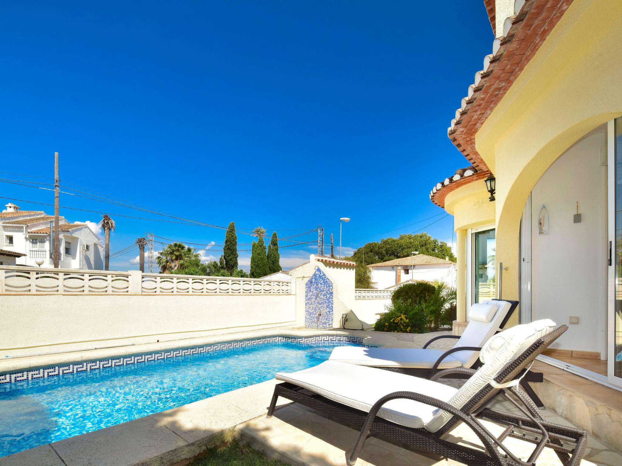 Foto 25 - Casa de 4 quartos em Dénia com piscina privada e vistas do mar