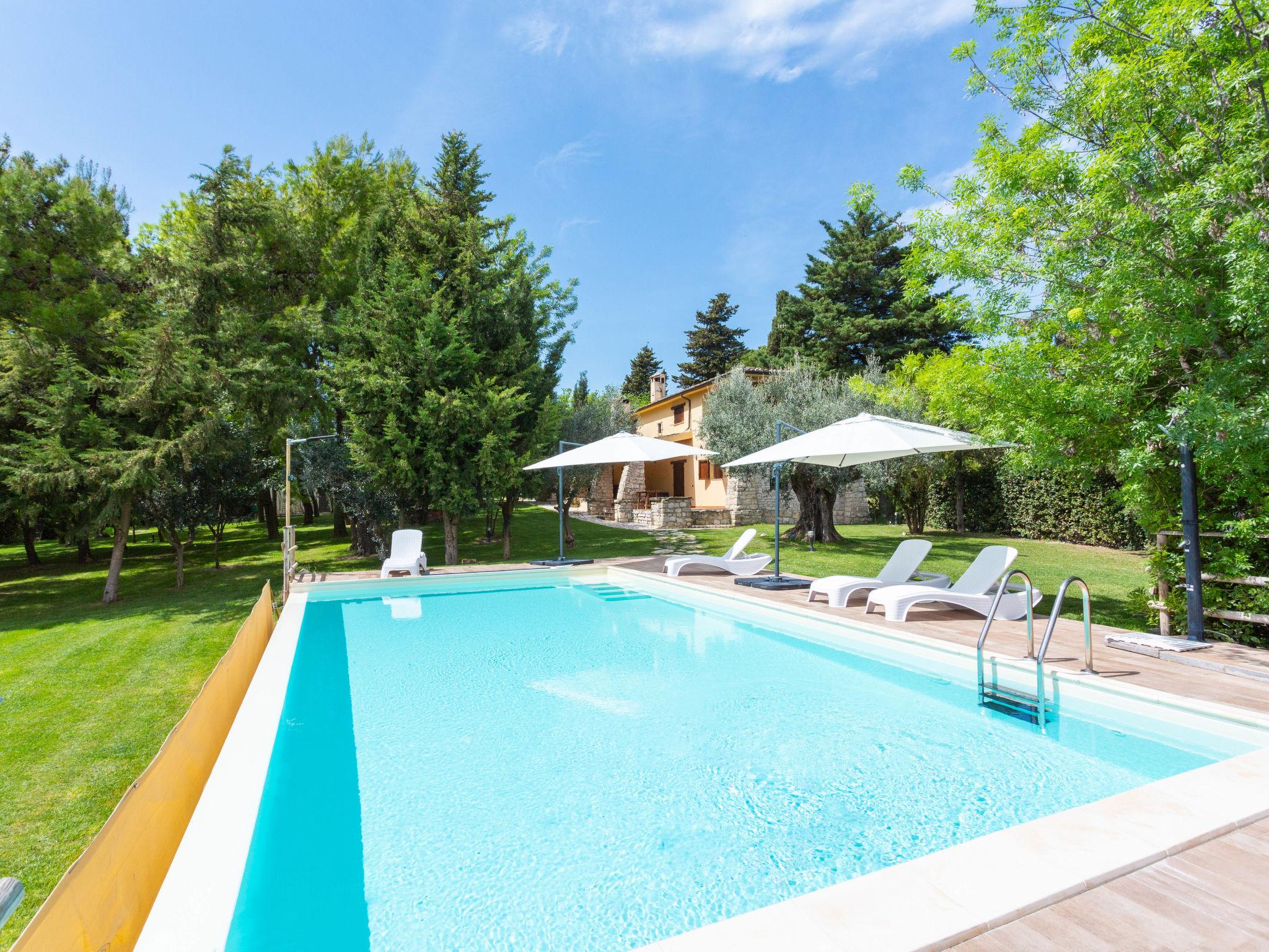 Photo 1 - Maison de 3 chambres à Casalbordino avec piscine et jardin