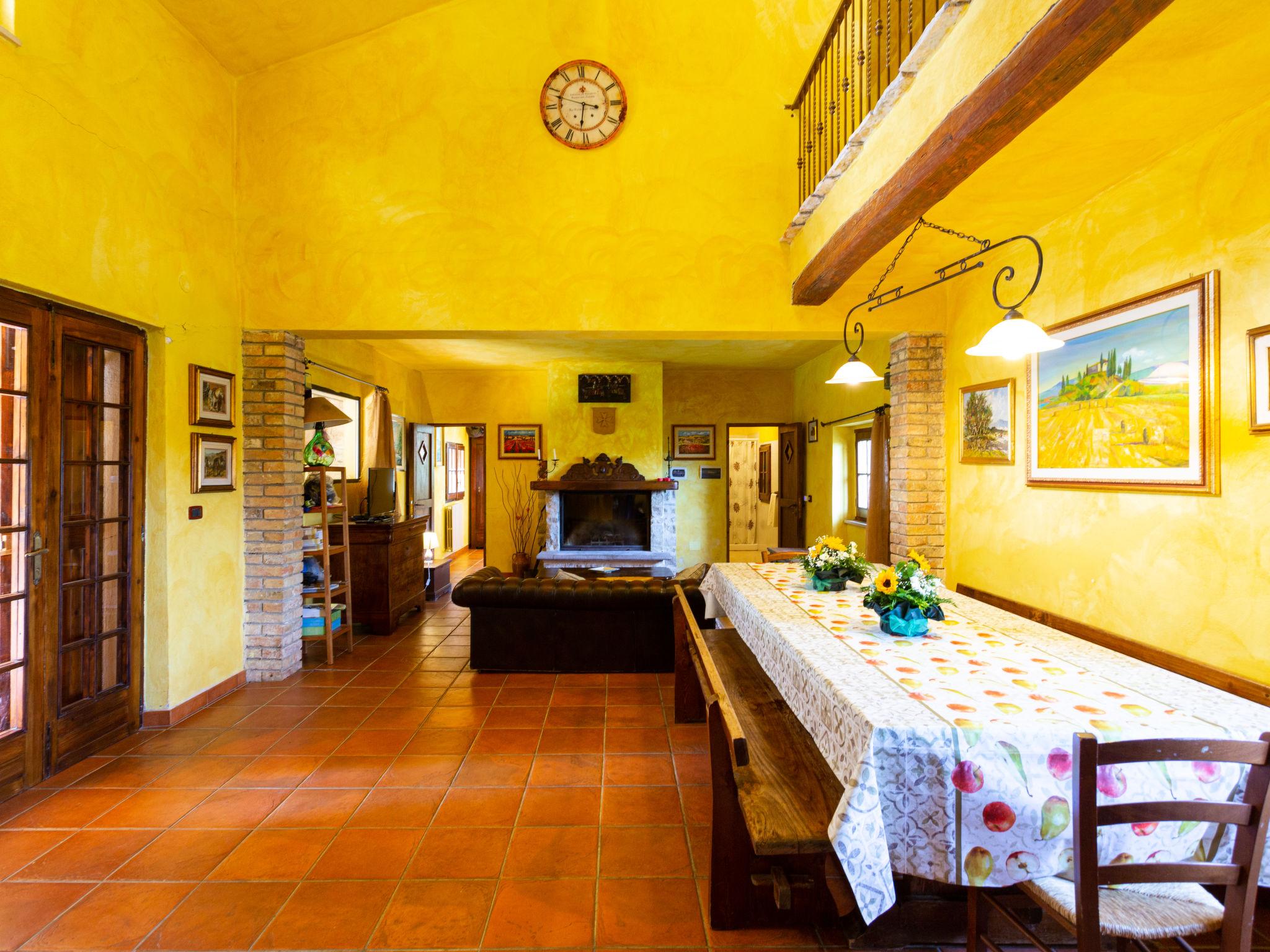 Photo 10 - 5 bedroom House in Casalbordino with private pool and garden