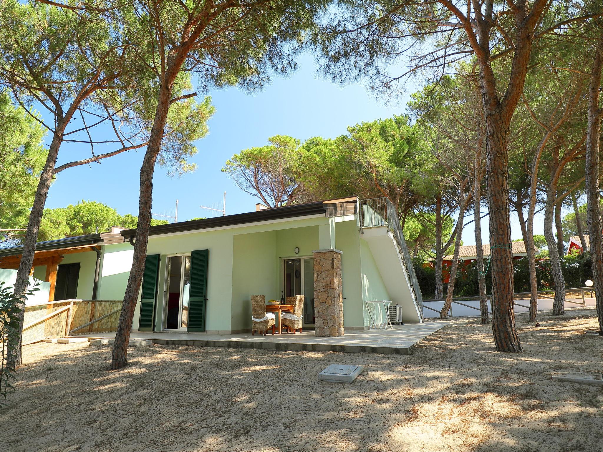 Foto 5 - Casa de 2 habitaciones en Valledoria con jardín y vistas al mar