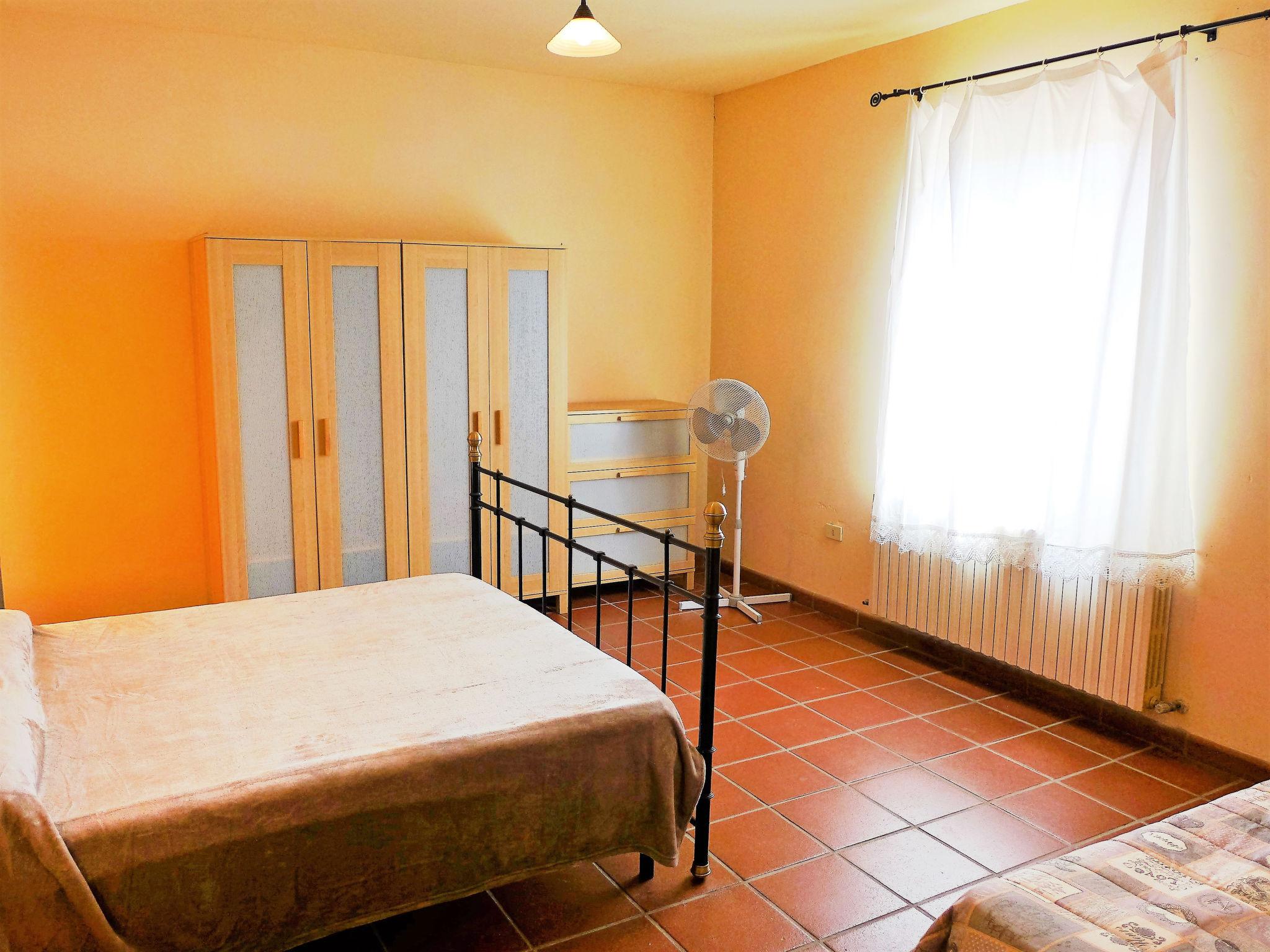 Photo 30 - 4 bedroom House in Città Sant'Angelo with swimming pool and garden