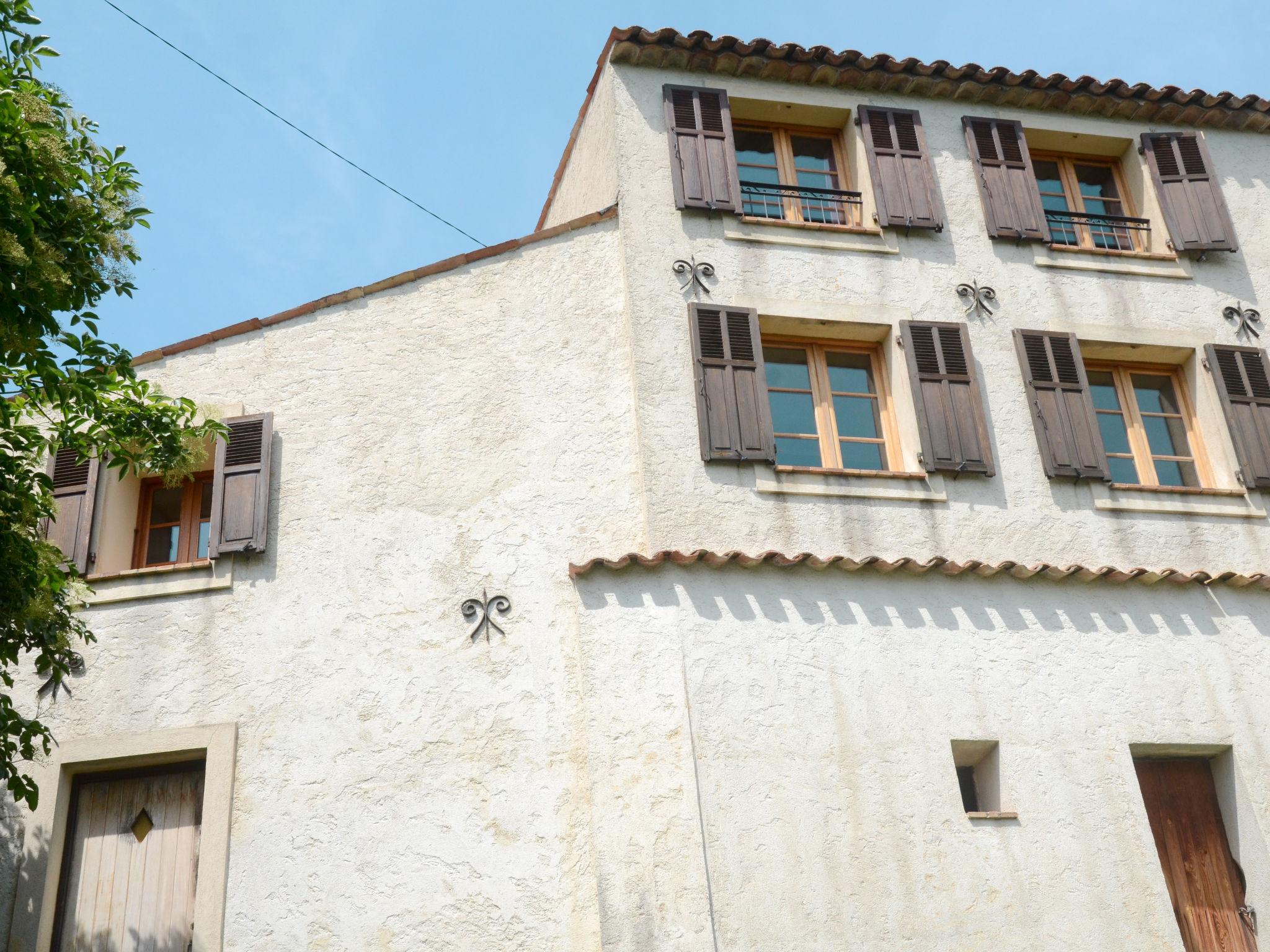 Photo 15 - Maison de 2 chambres à Bendejun avec jardin