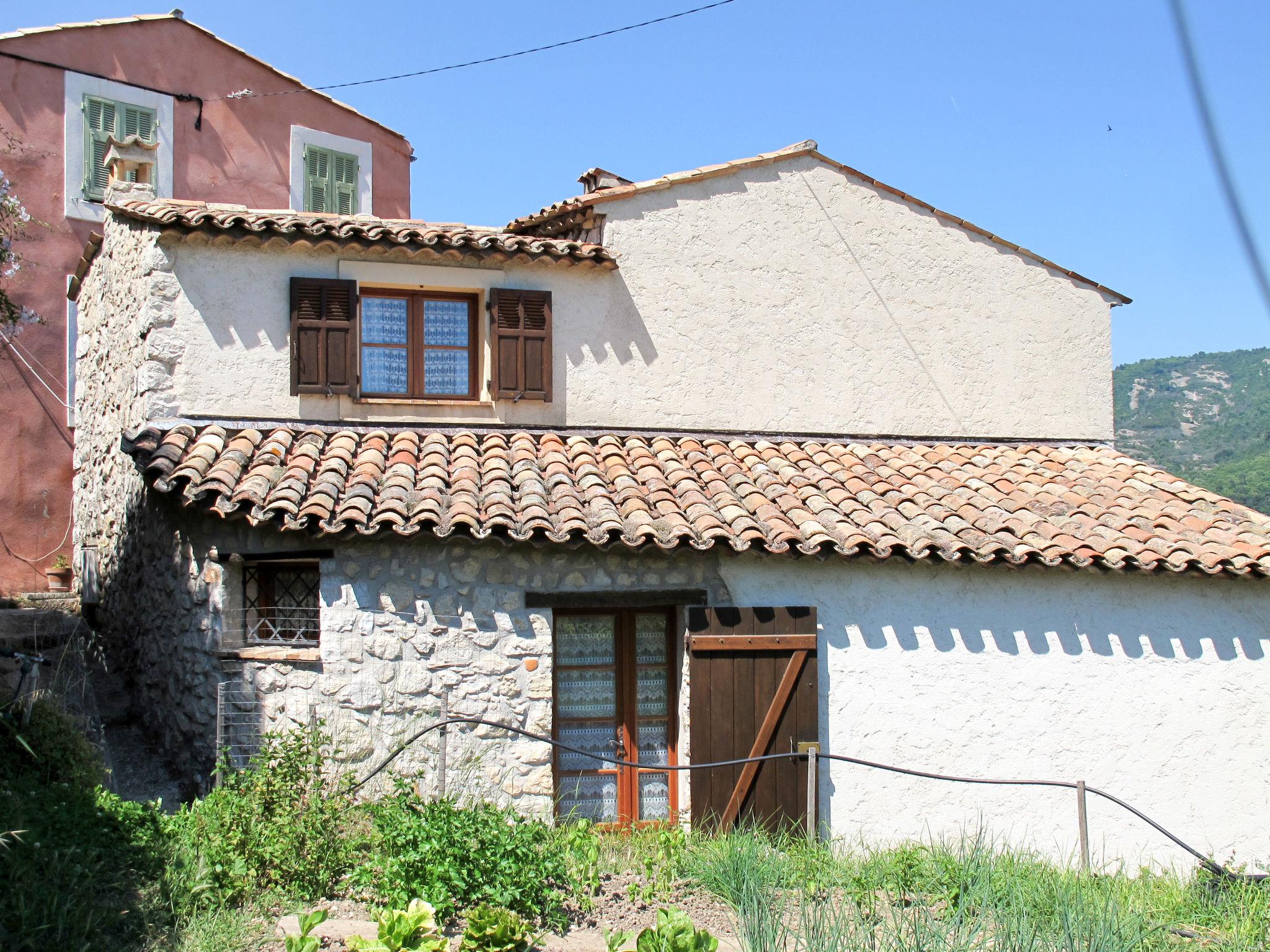 Photo 11 - Maison de 2 chambres à Bendejun avec jardin