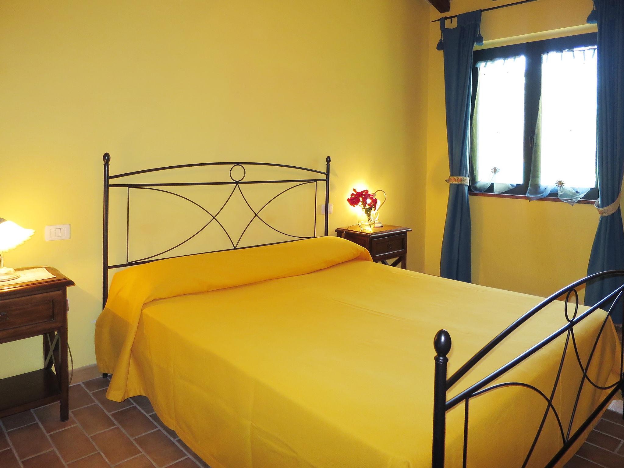 Photo 10 - 2 bedroom House in Montefiascone with garden and terrace