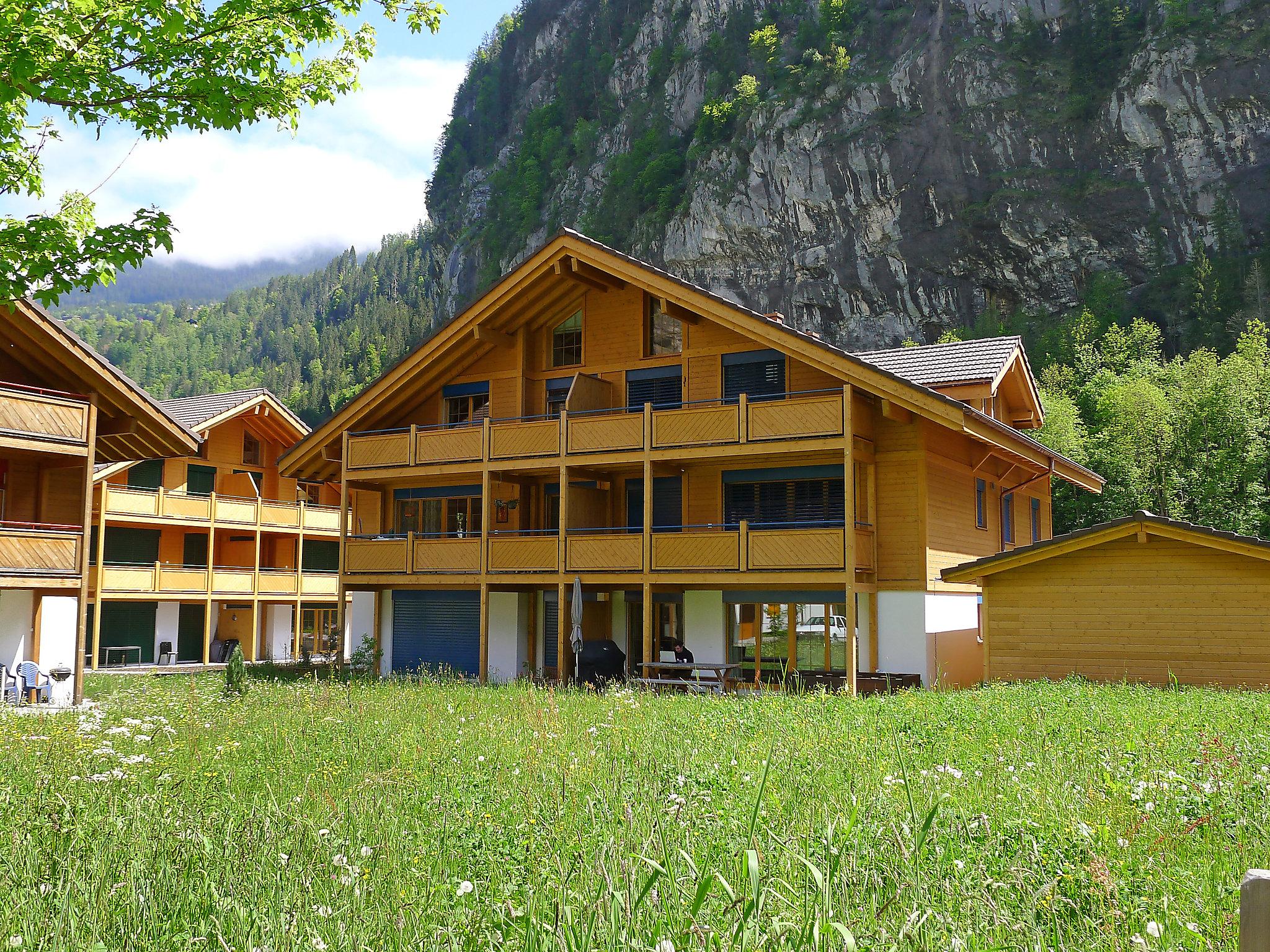 Foto 1 - Apartamento de 2 quartos em Lauterbrunnen com vista para a montanha