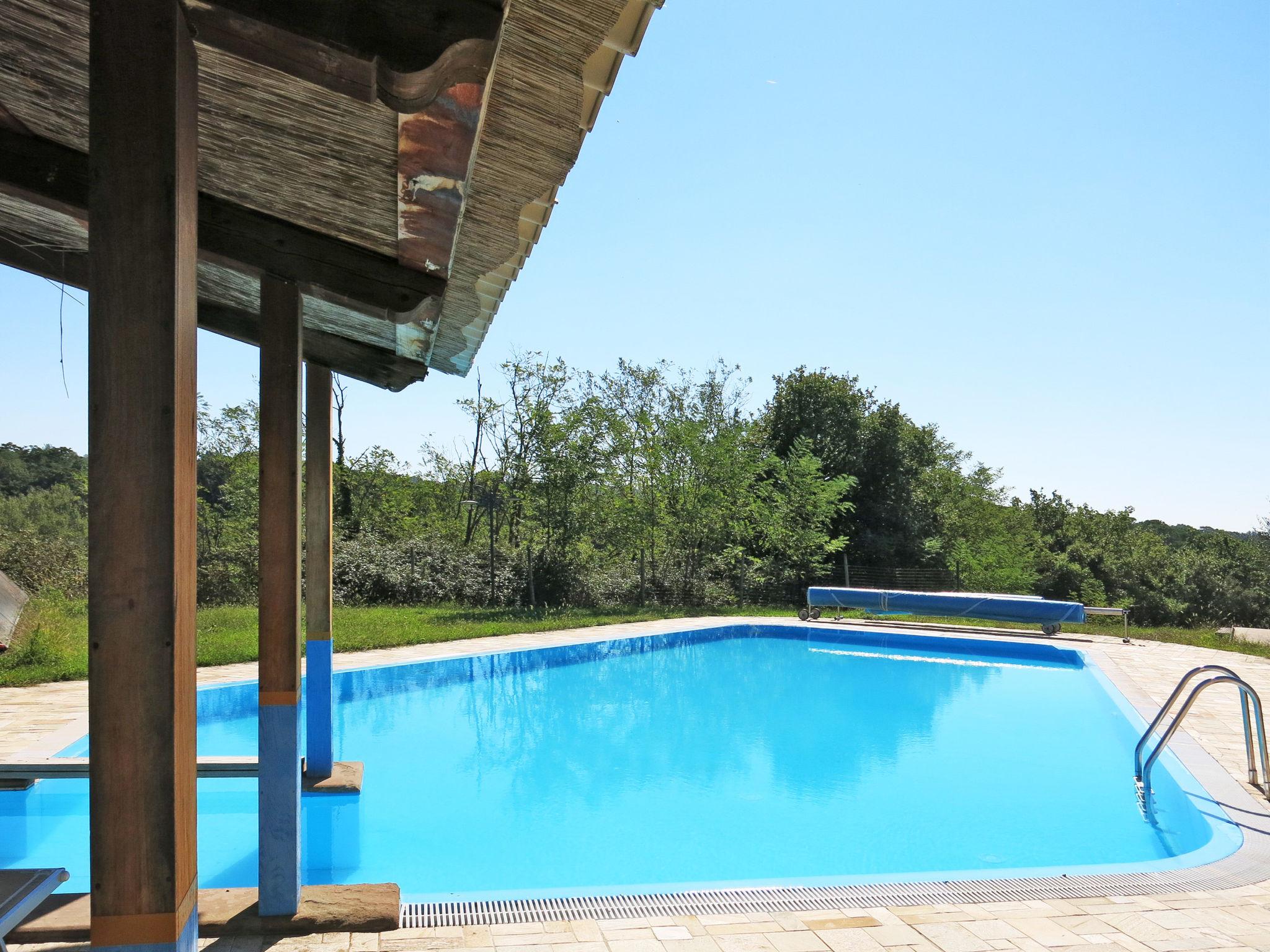 Foto 6 - Apartamento de 2 habitaciones en Peccioli con piscina y jardín