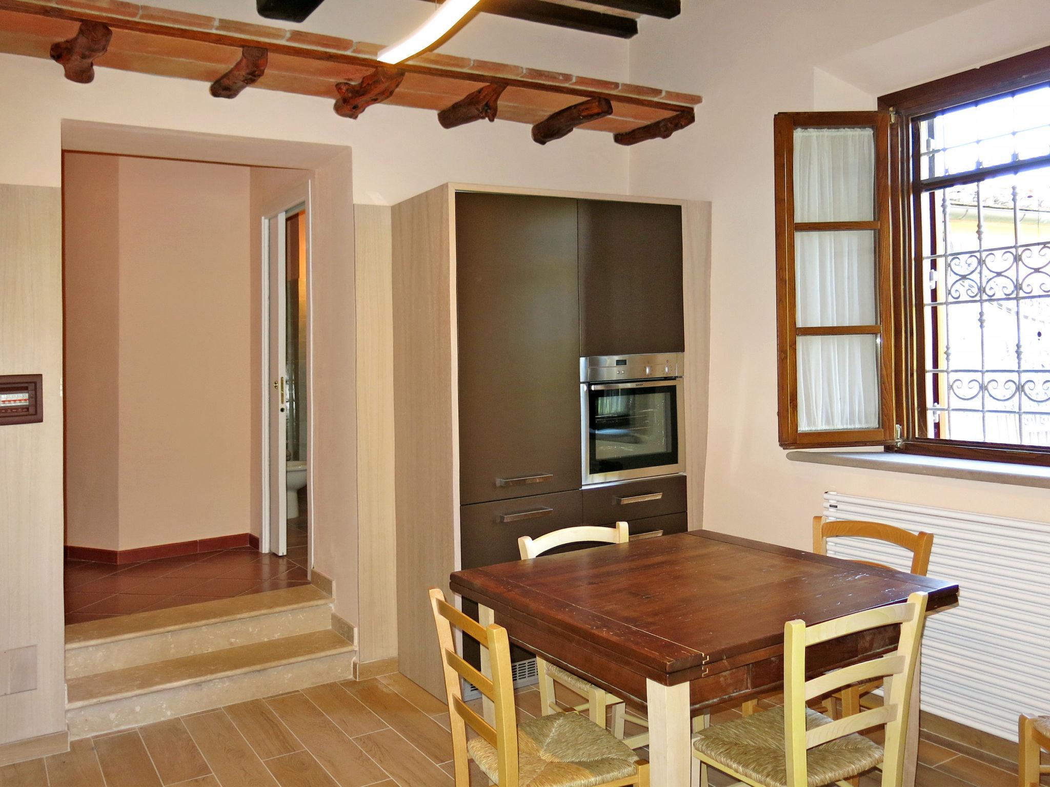 Foto 16 - Apartment mit 2 Schlafzimmern in Peccioli mit schwimmbad und garten