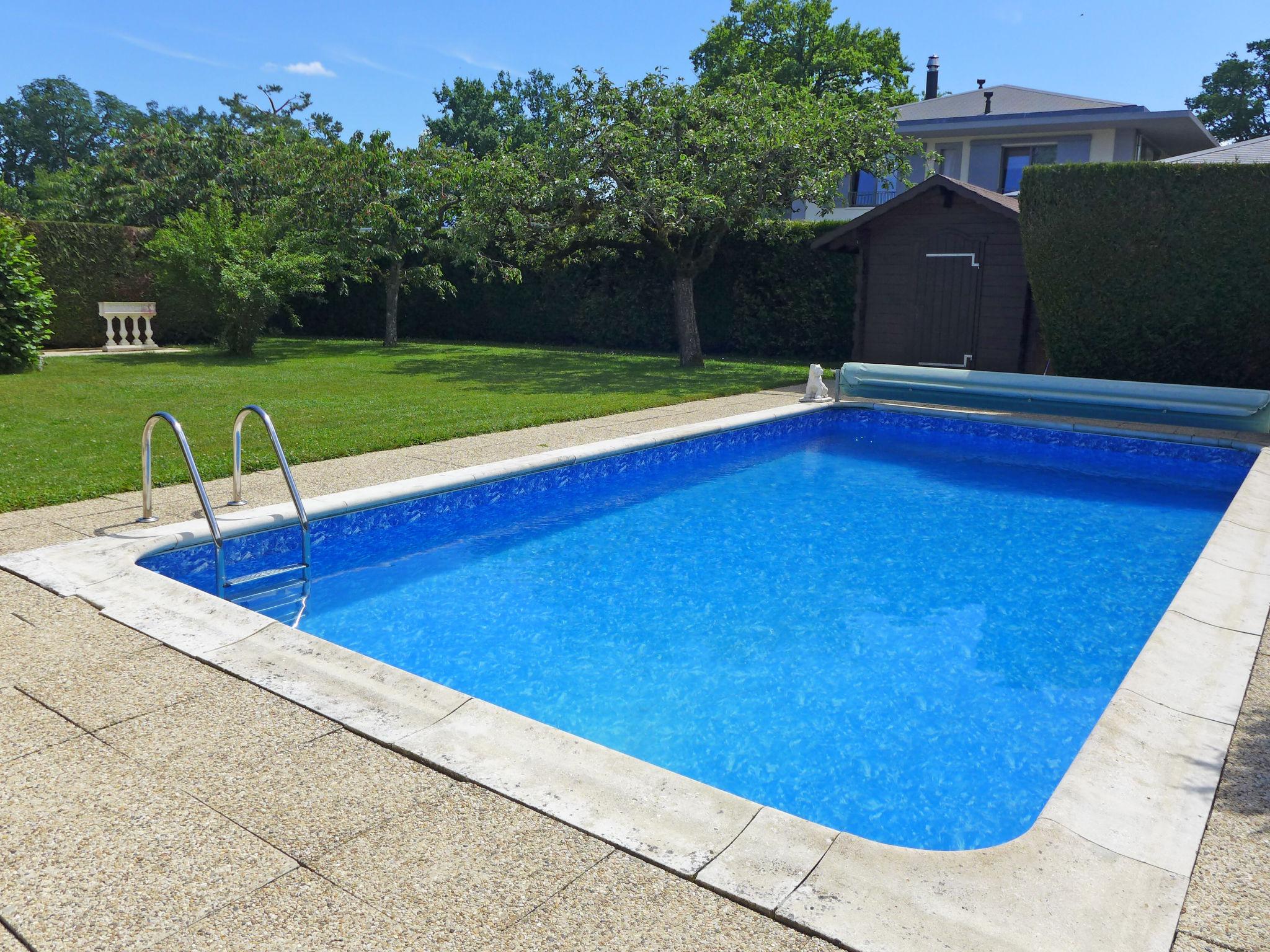 Foto 15 - Casa de 1 quarto em Genthod com piscina e jardim