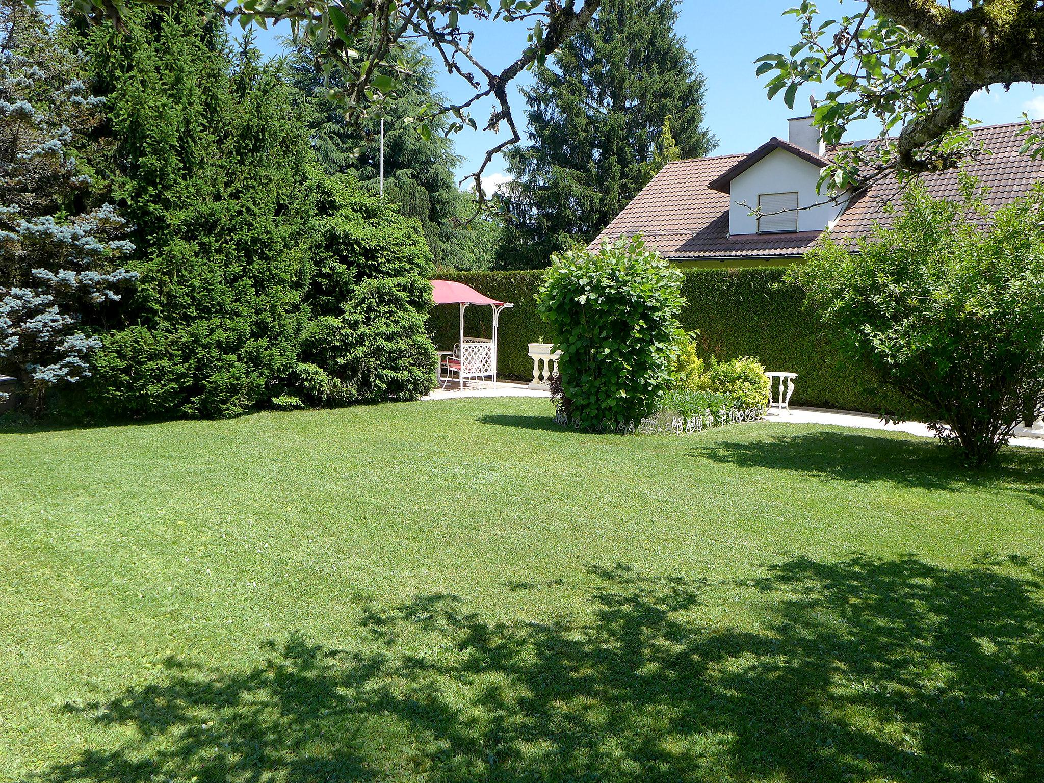 Photo 21 - Maison de 1 chambre à Genthod avec piscine et jardin